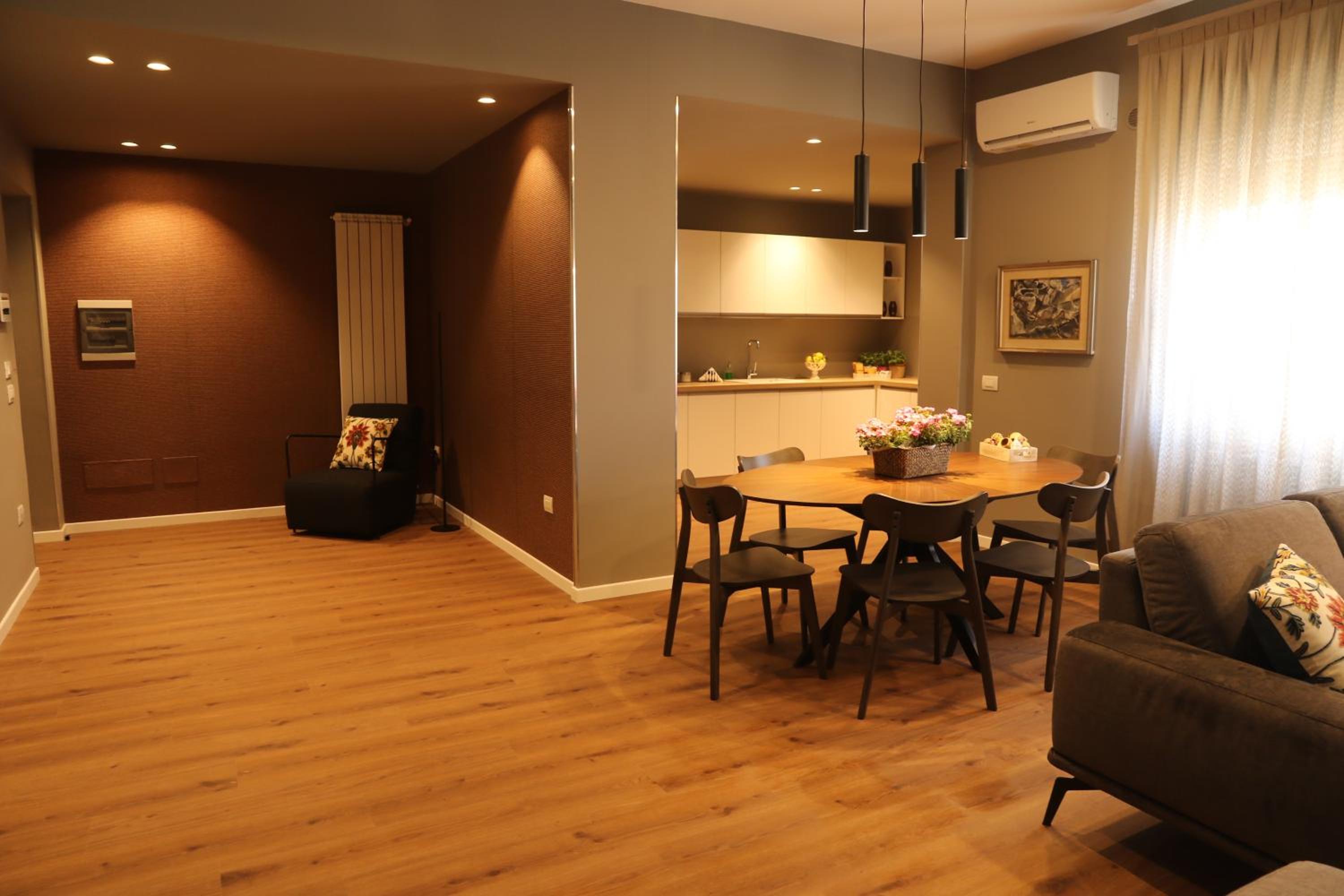 Three-Bedroom Apartment - Photo 6