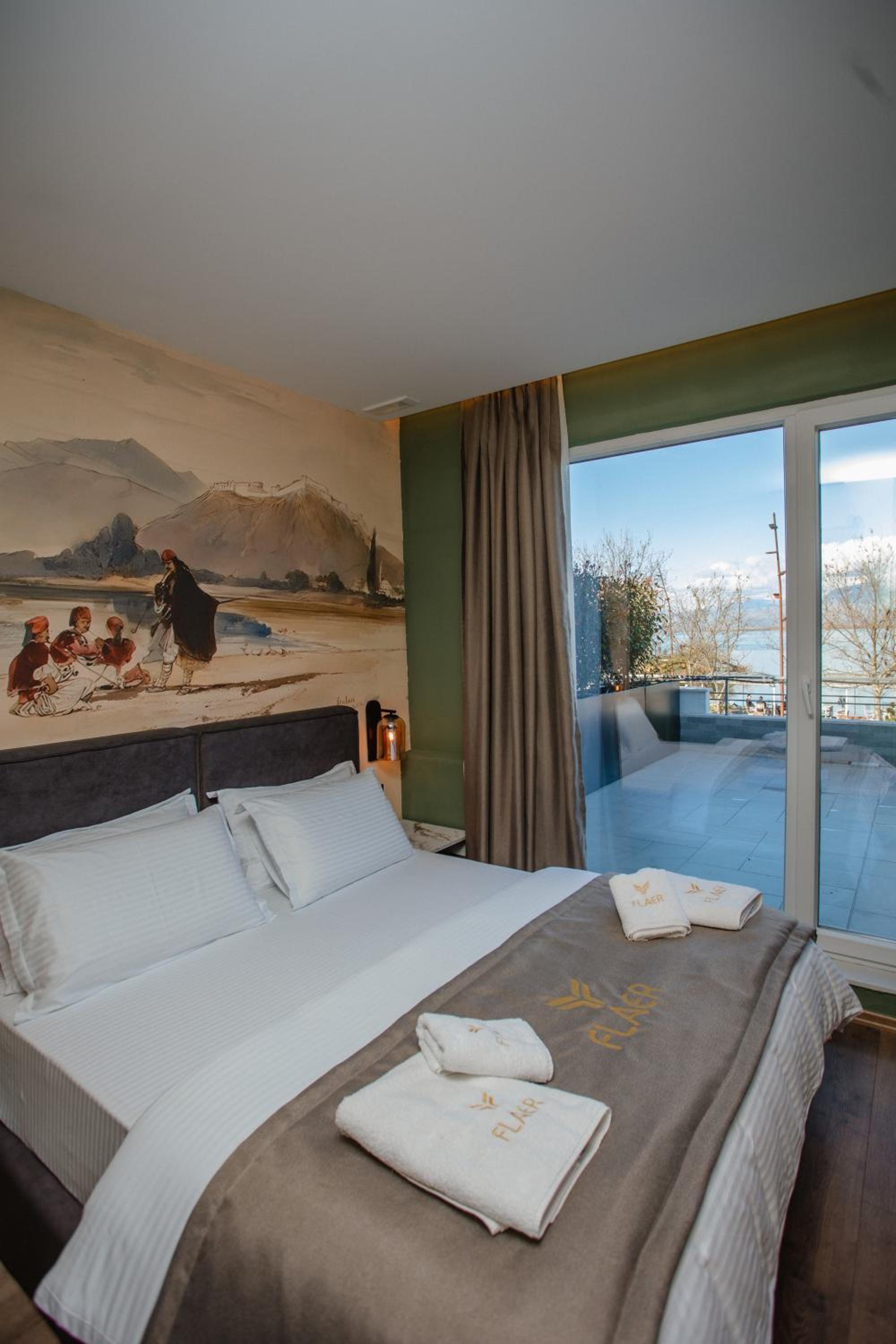 Double Room with Lake View