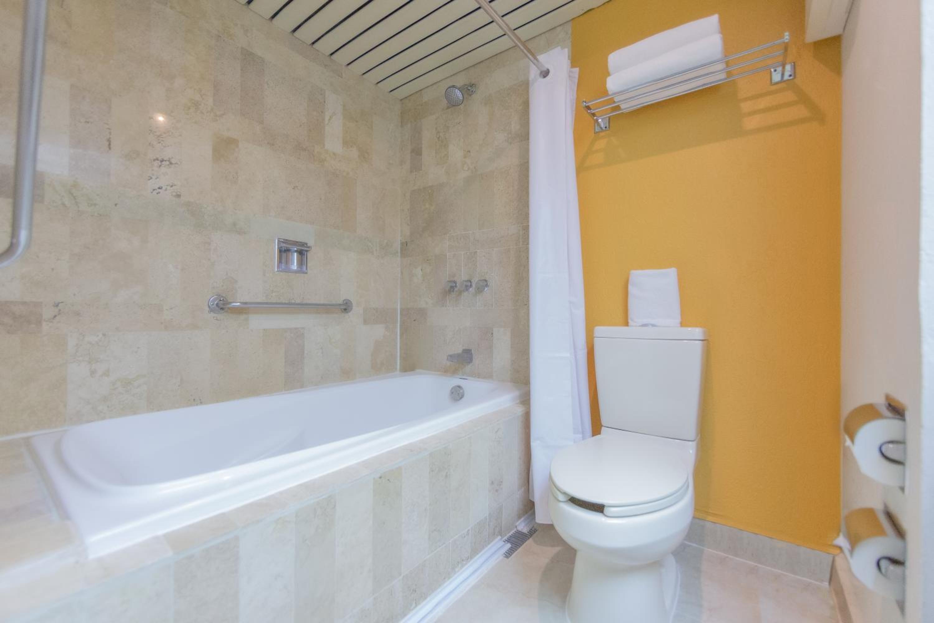 Standard Double Suite - Photo 5