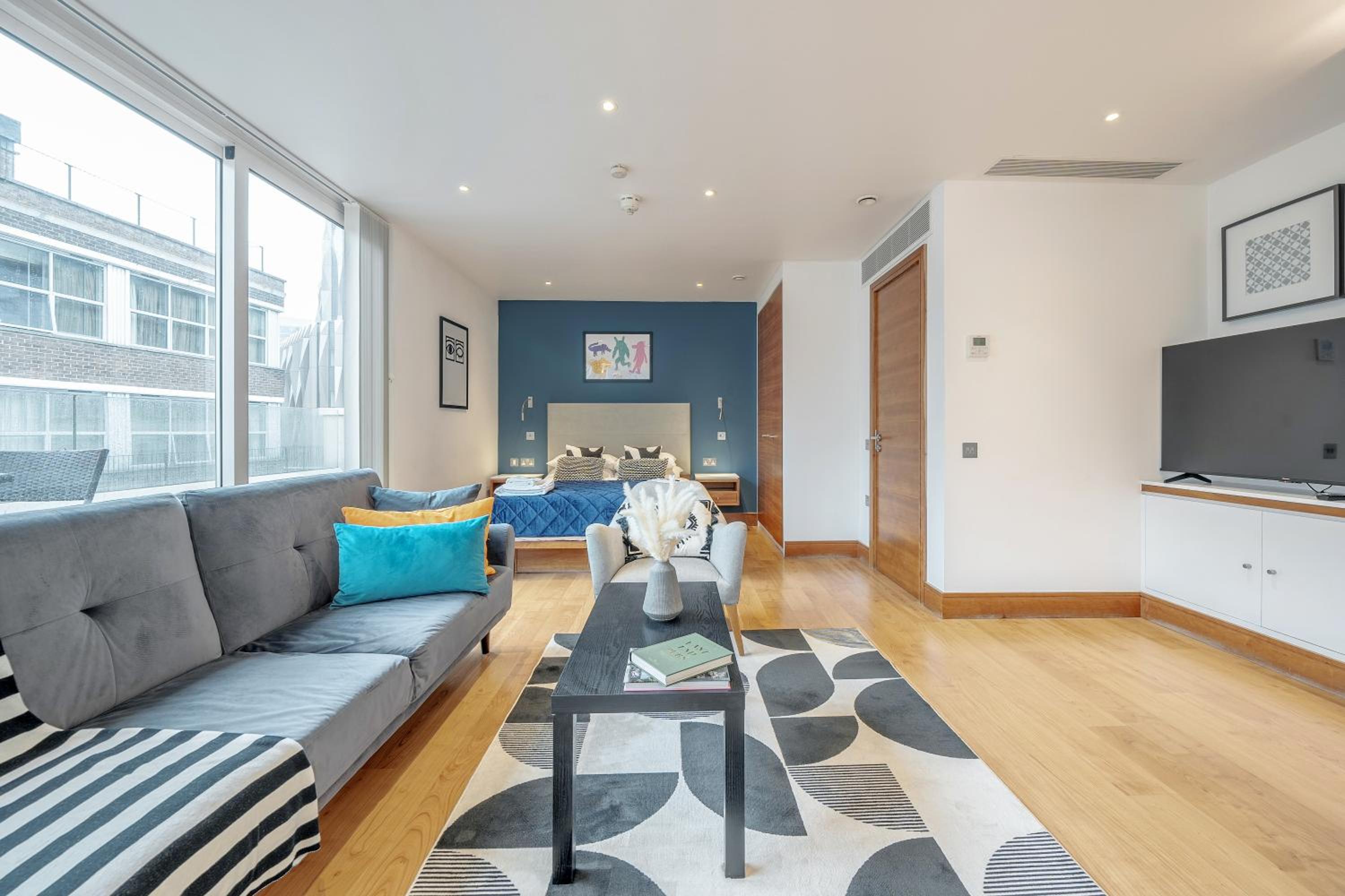 Premium Studio Apartment with Balcony photo 3