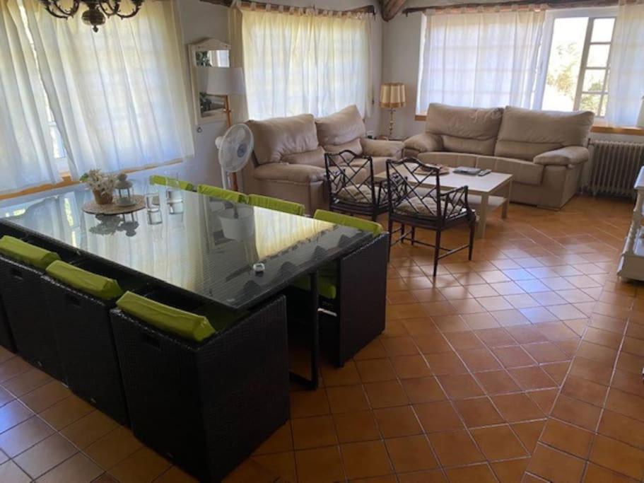 Casa de vacaciones de cuatro habitaciones.