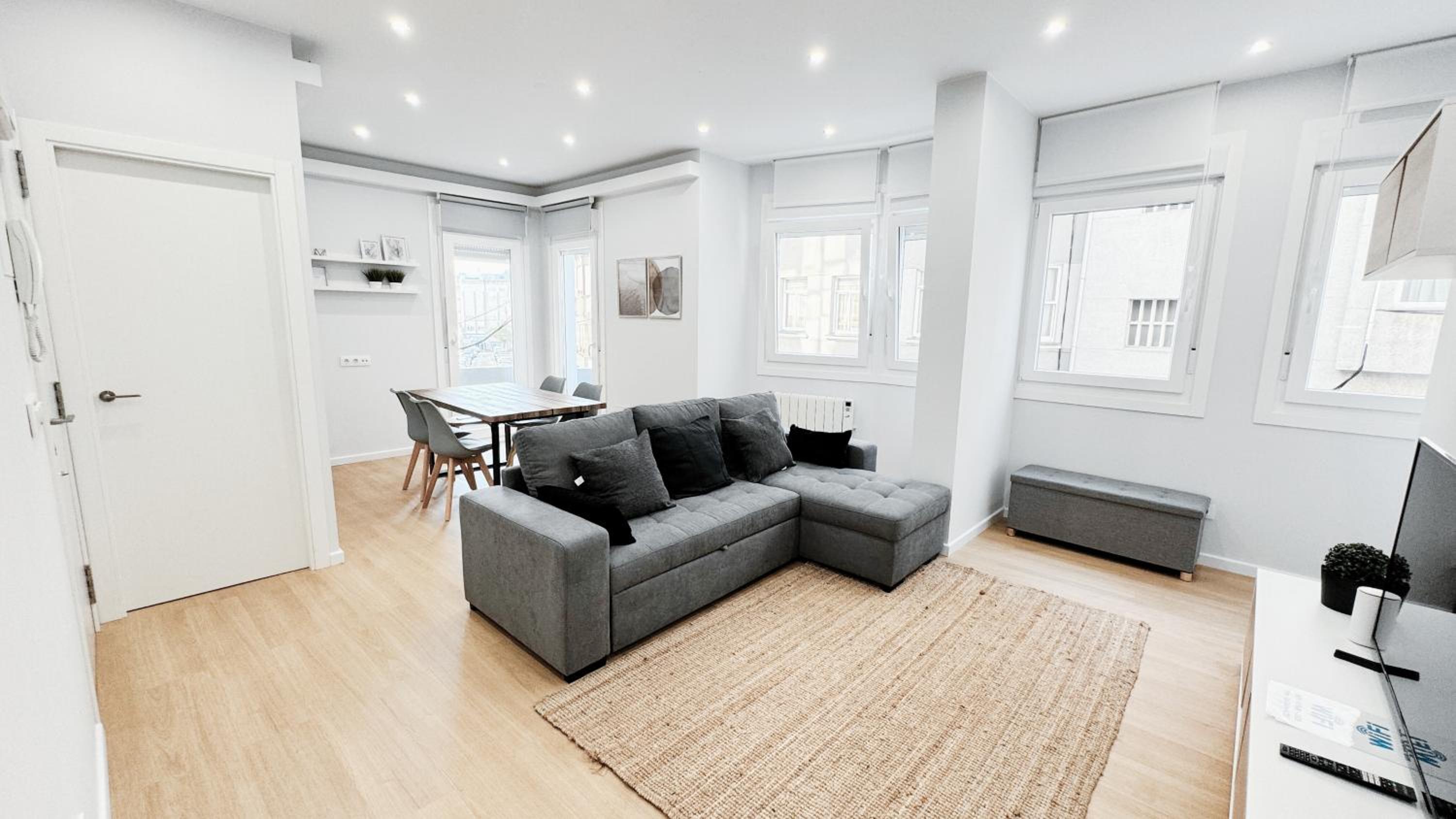 Apartamento con Balcón