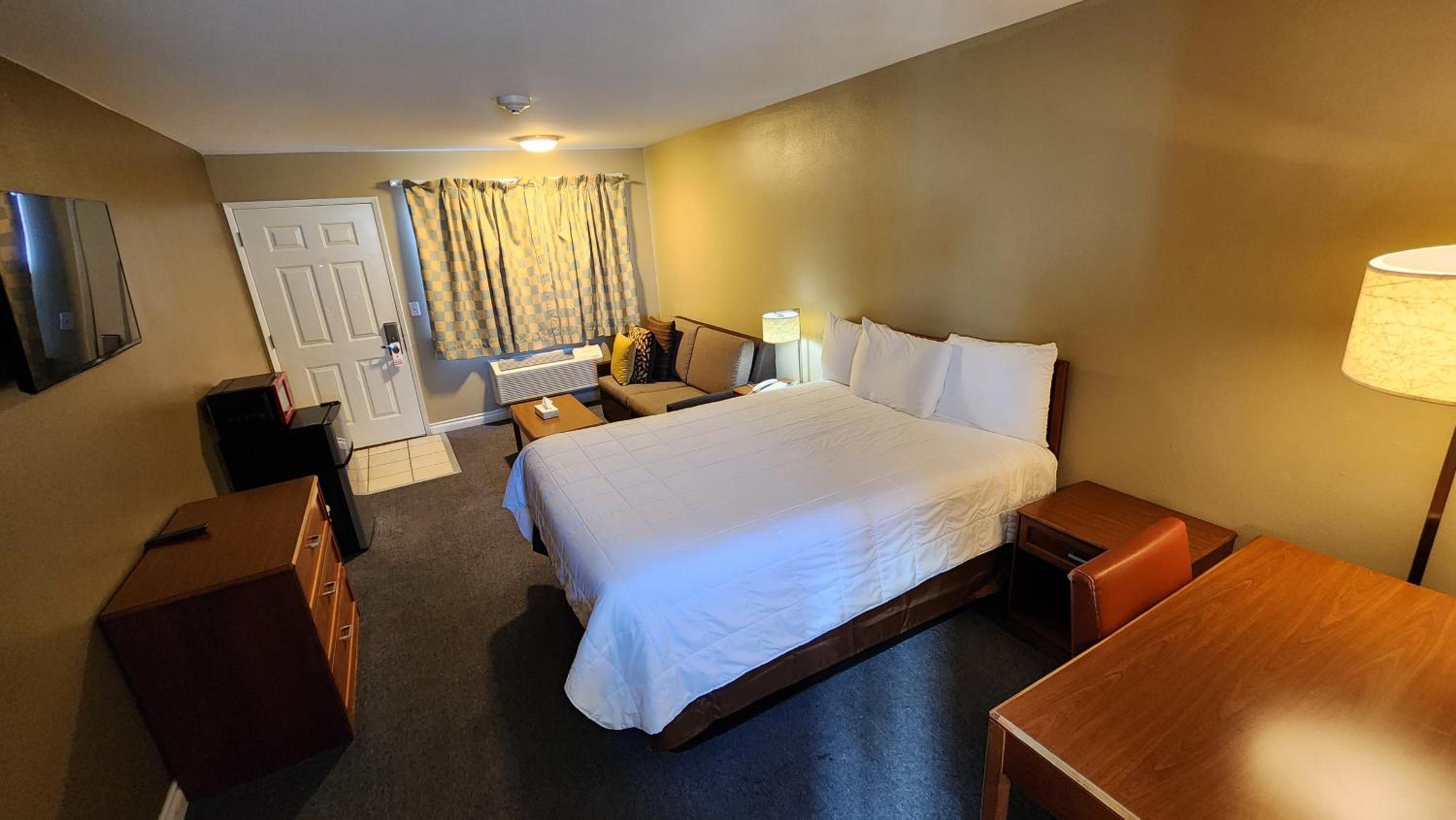 Queen Room