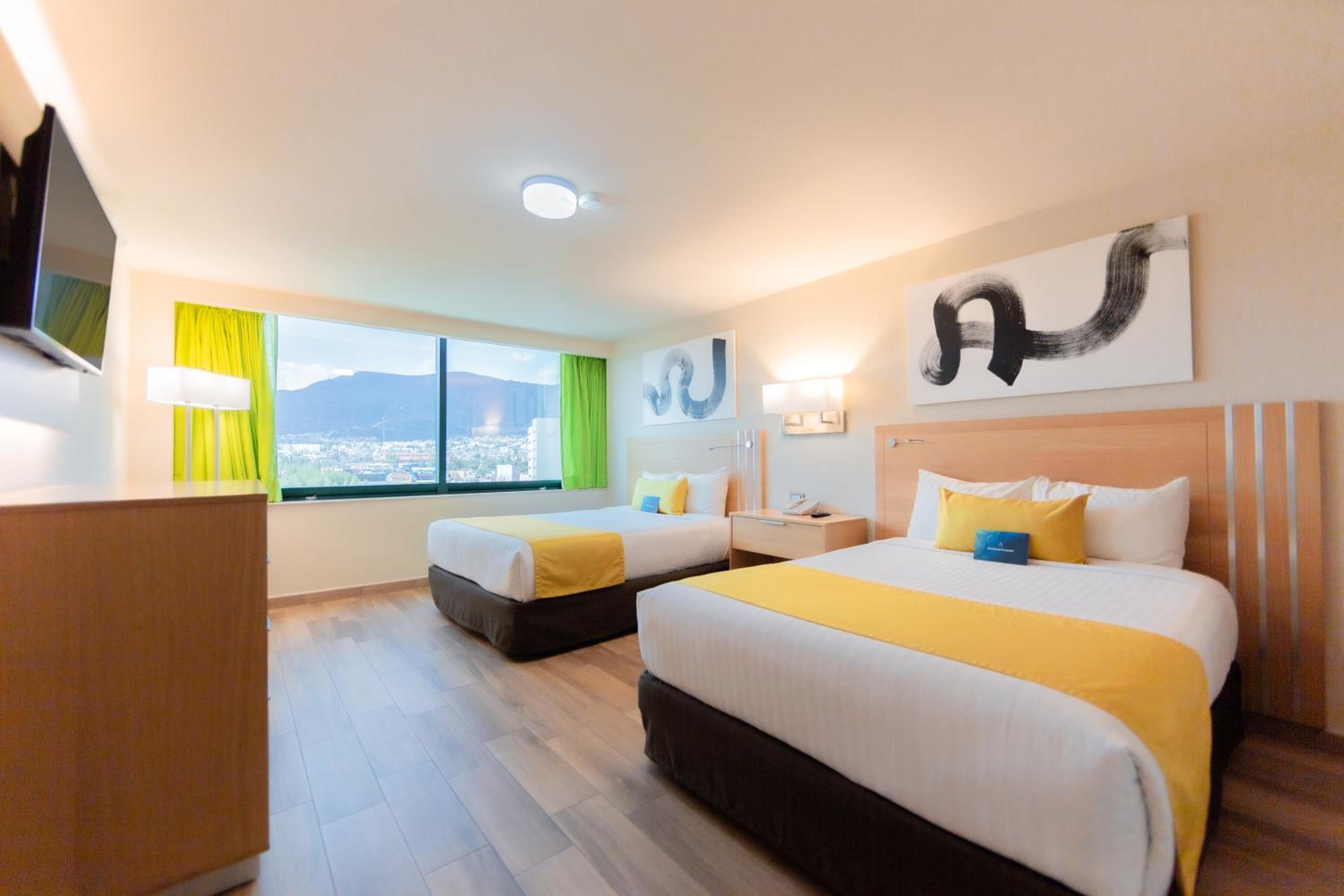 Double Room with Two Double Beds - Photo 4