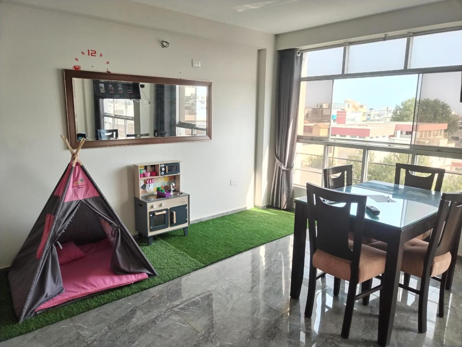 Deluxe Apartment photo 2