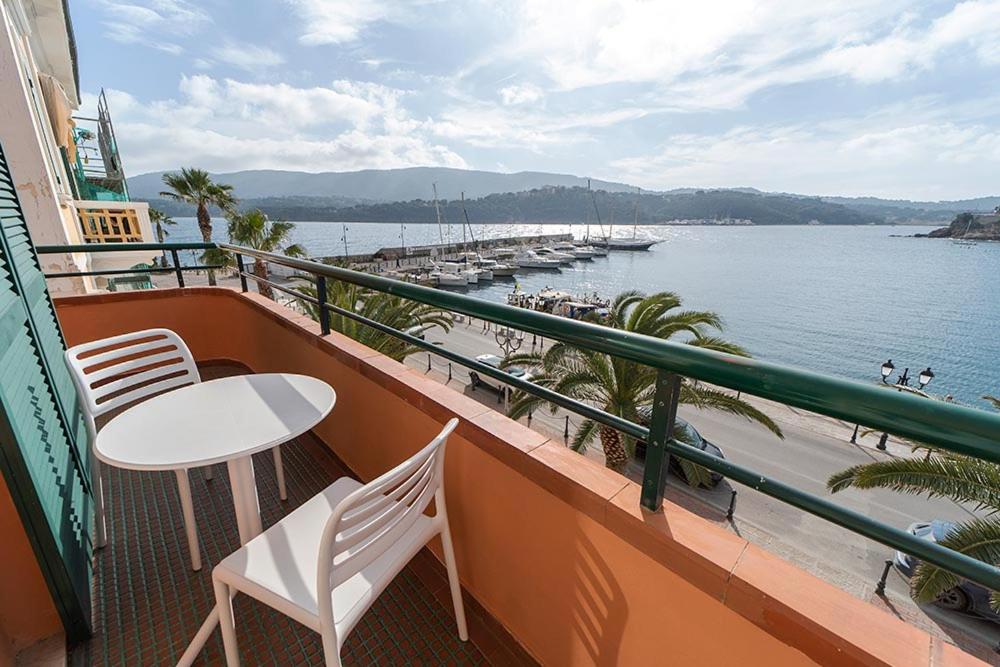 Triple Room with Sea View photo 2