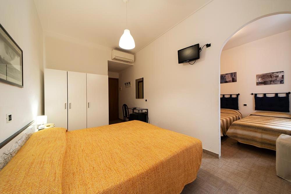 Two Connecting Double Rooms photo 1