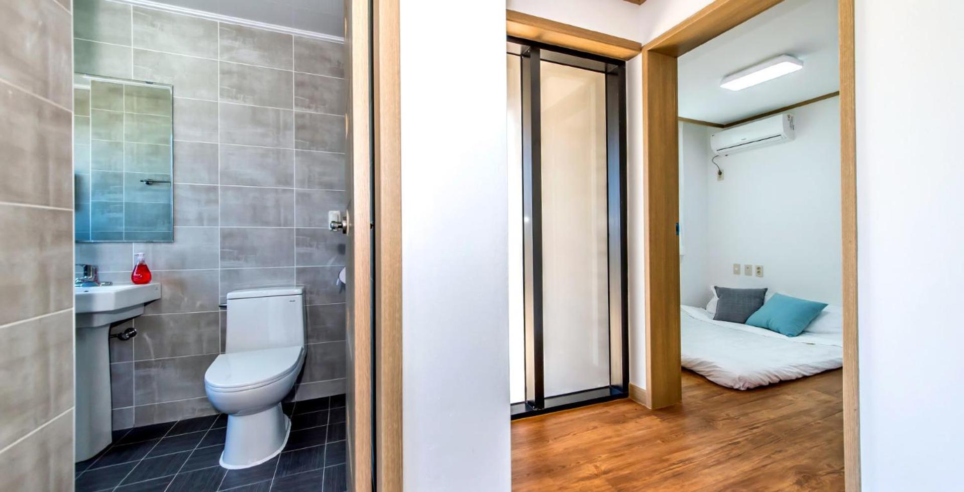 Two-Bedroom House photo 2