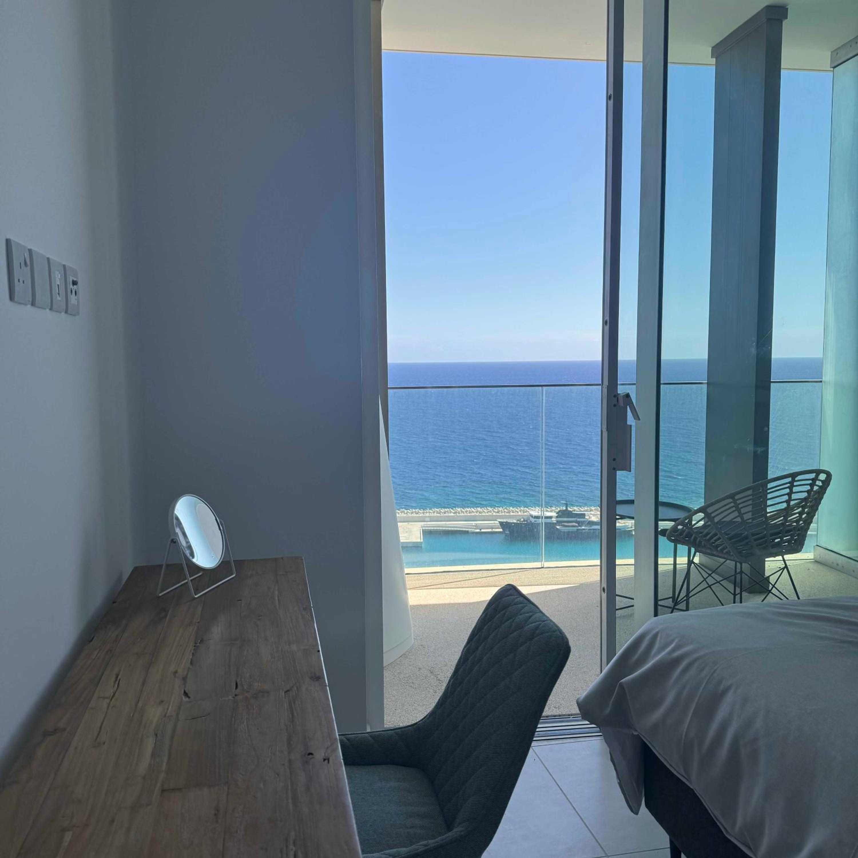 Apartment with Sea View photo 3