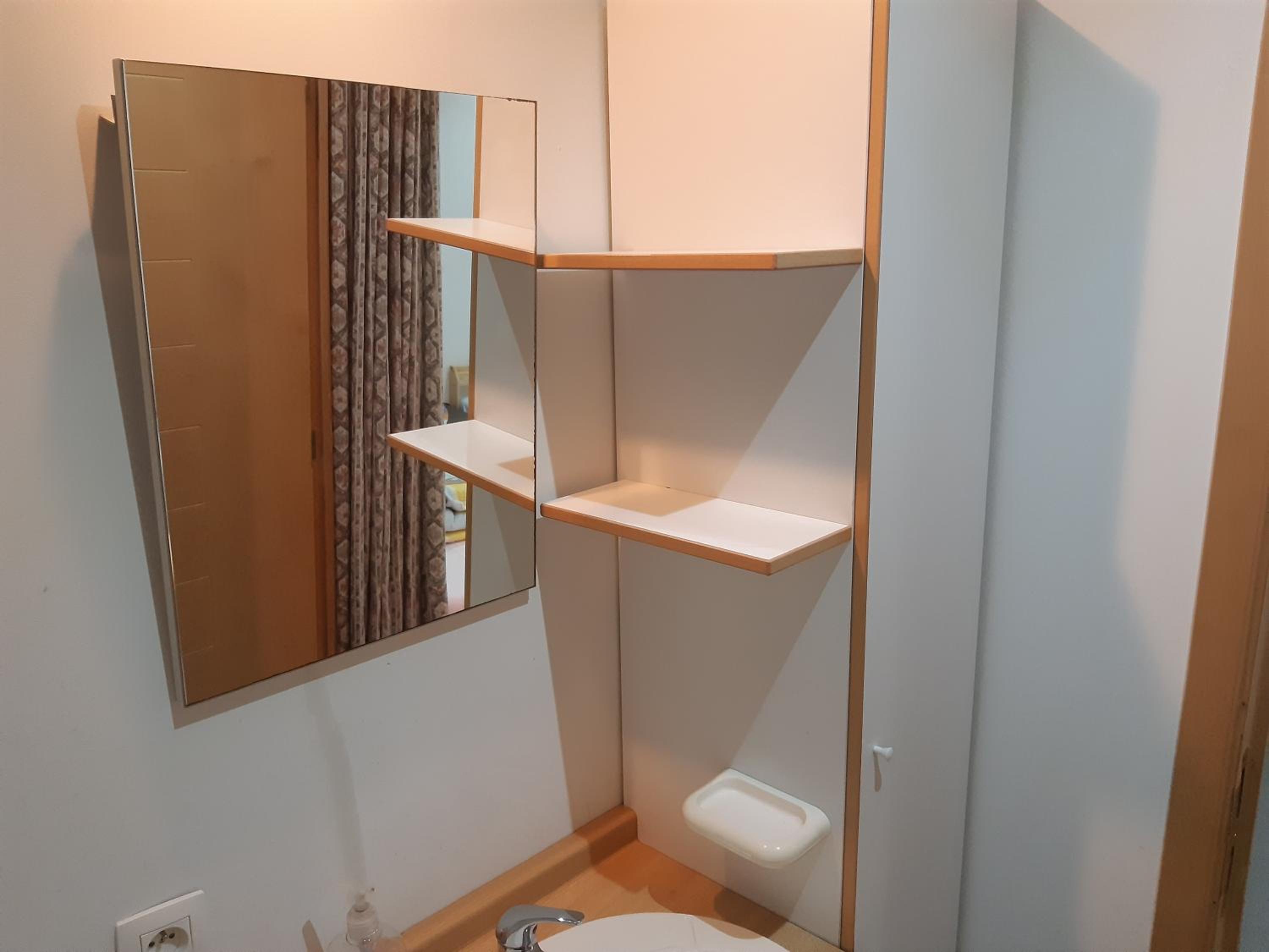 Budget Triple Room - Photo 14