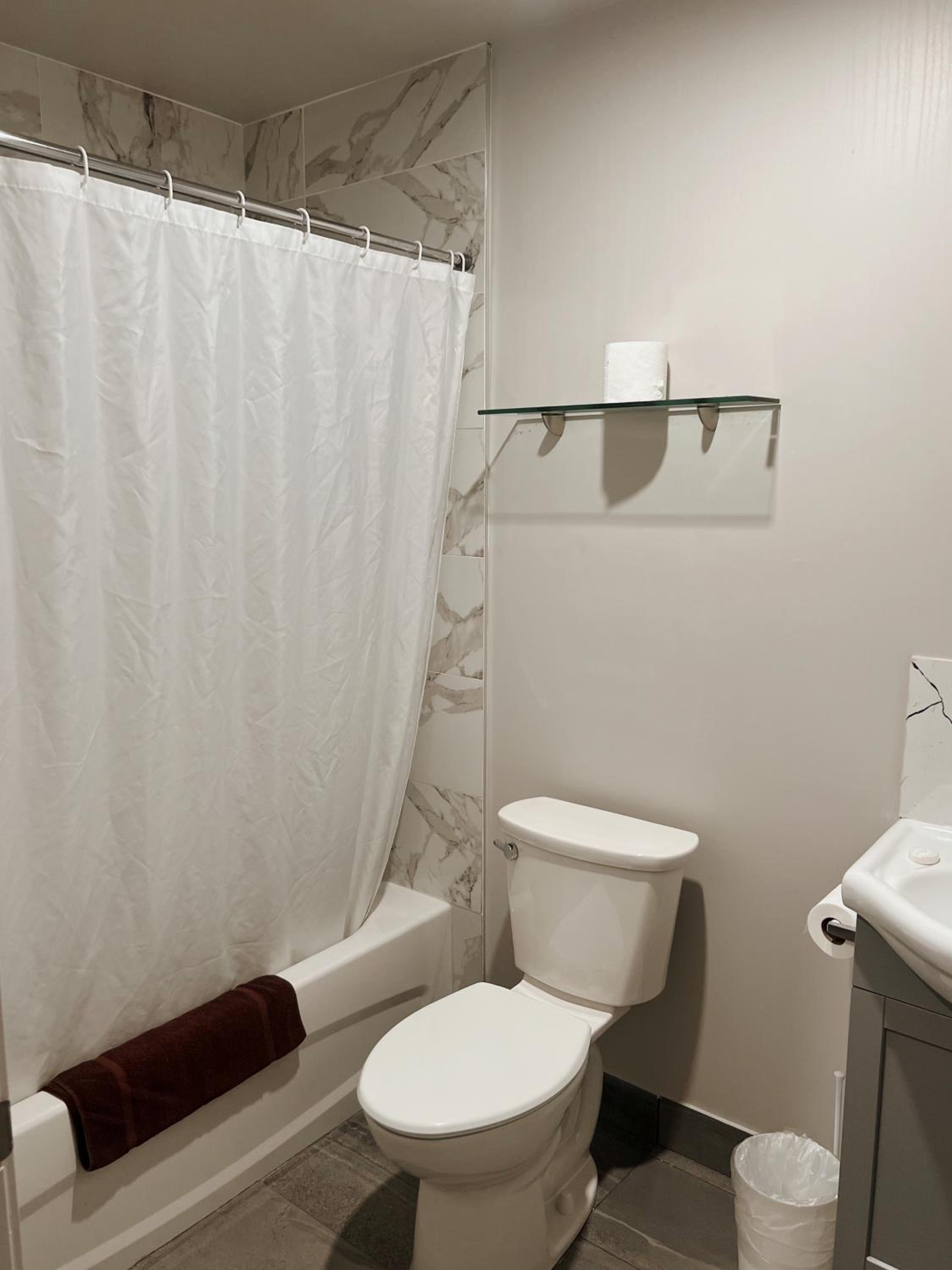 Large Single Room photo 3