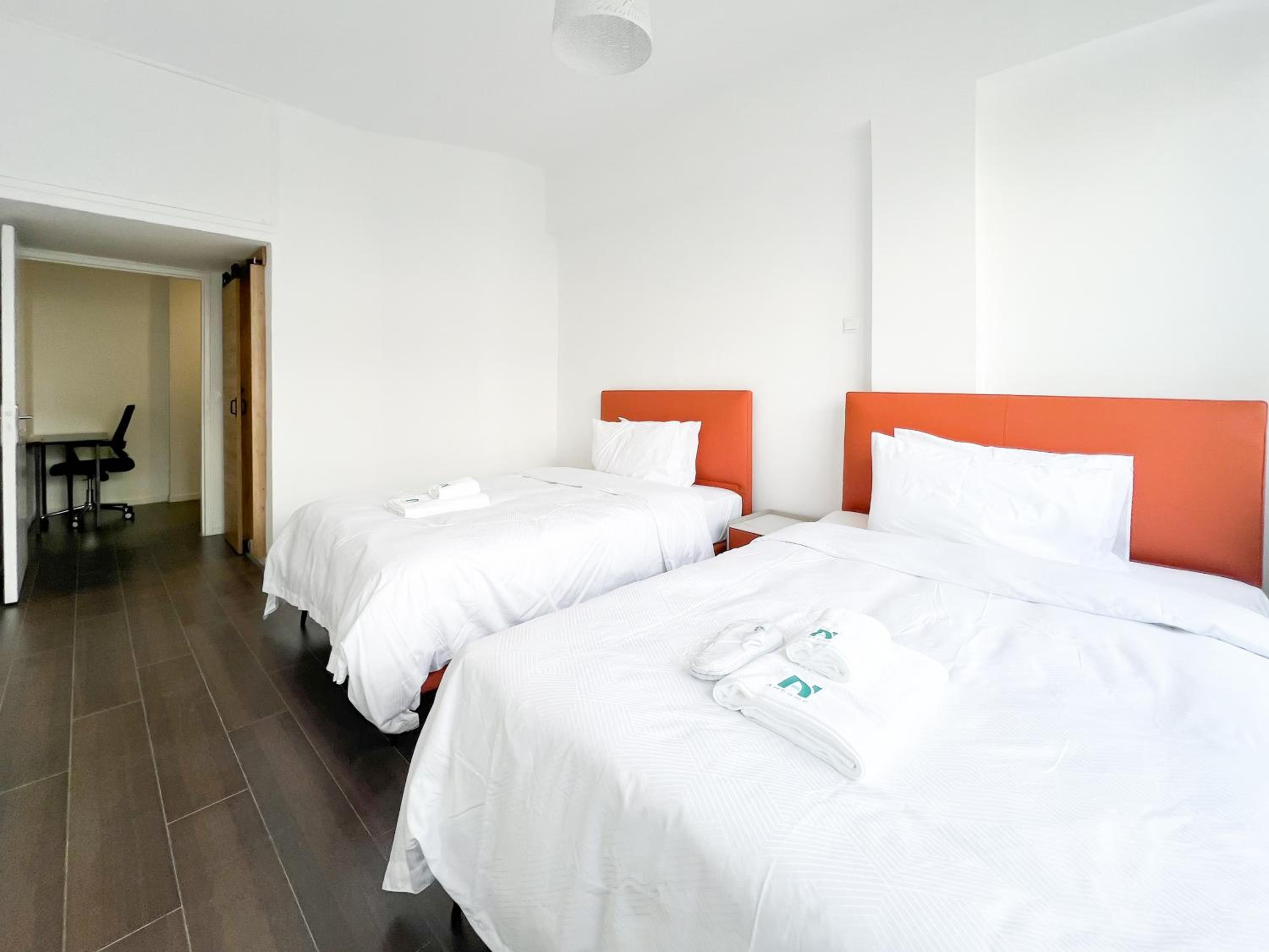 Double Room With Two Double Beds photo 2