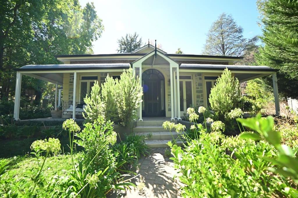 Villa photo 2
