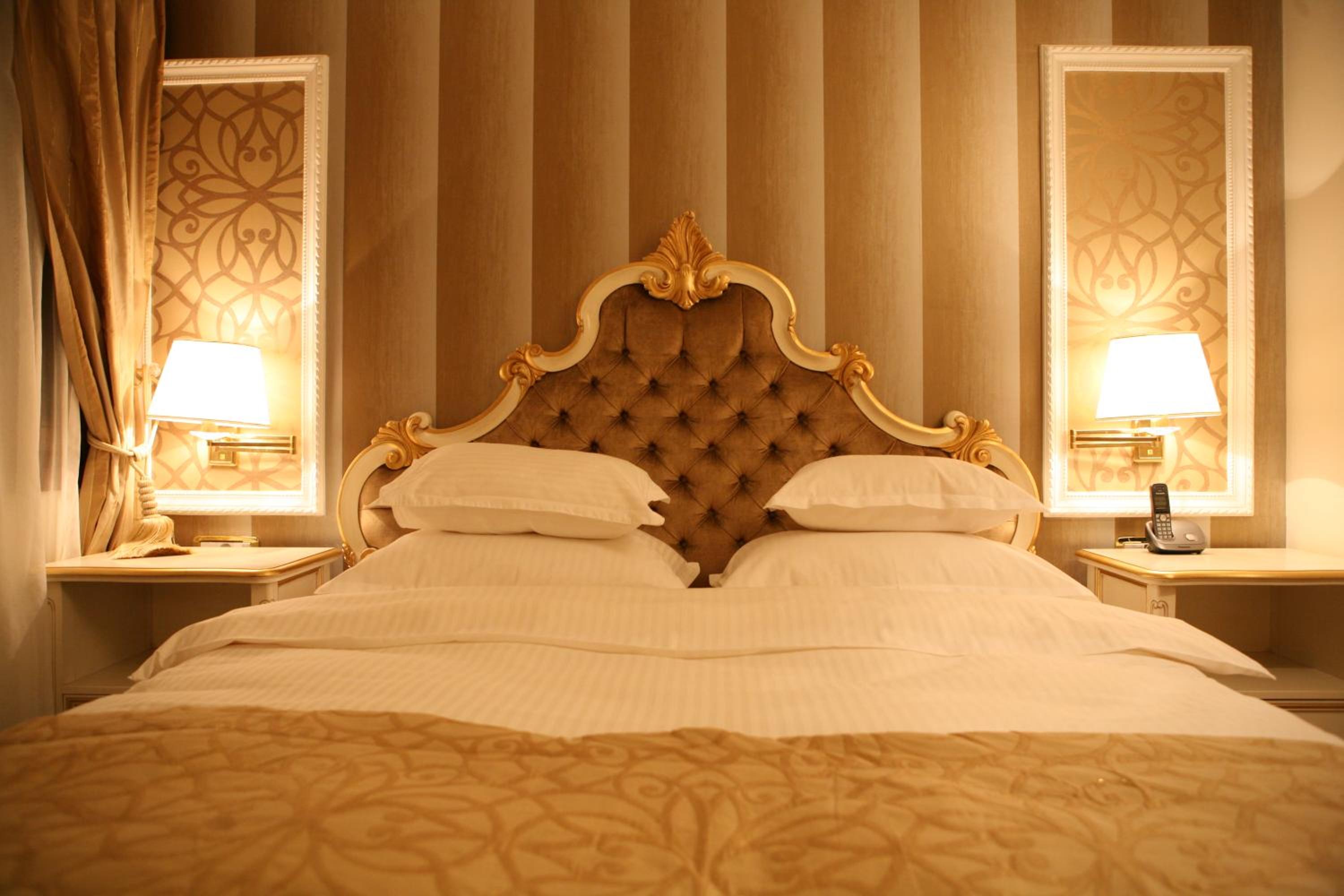 One-Bedroom Apartment with Spa Bath - Photo 1