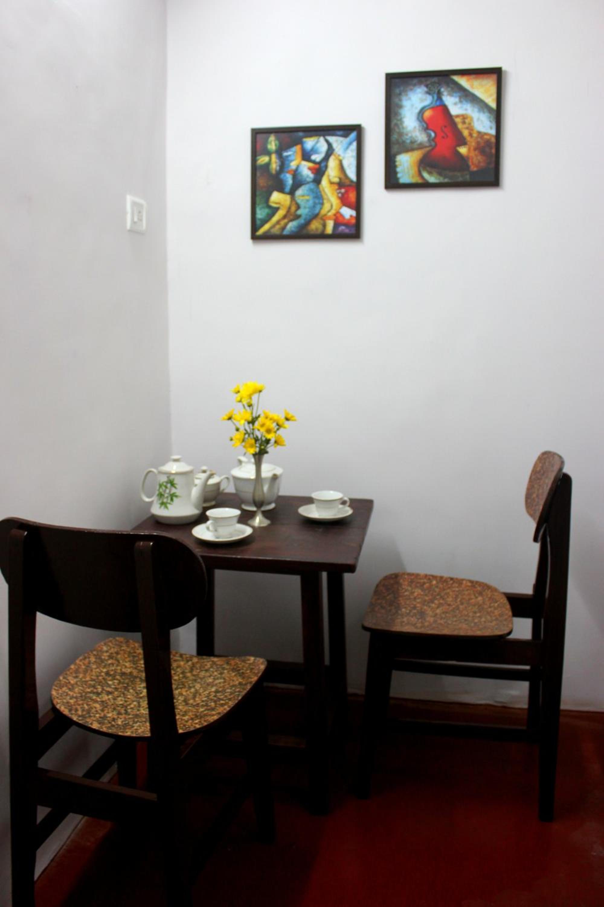 Deluxe Double Room with Shower (Non AC) - Photo 12