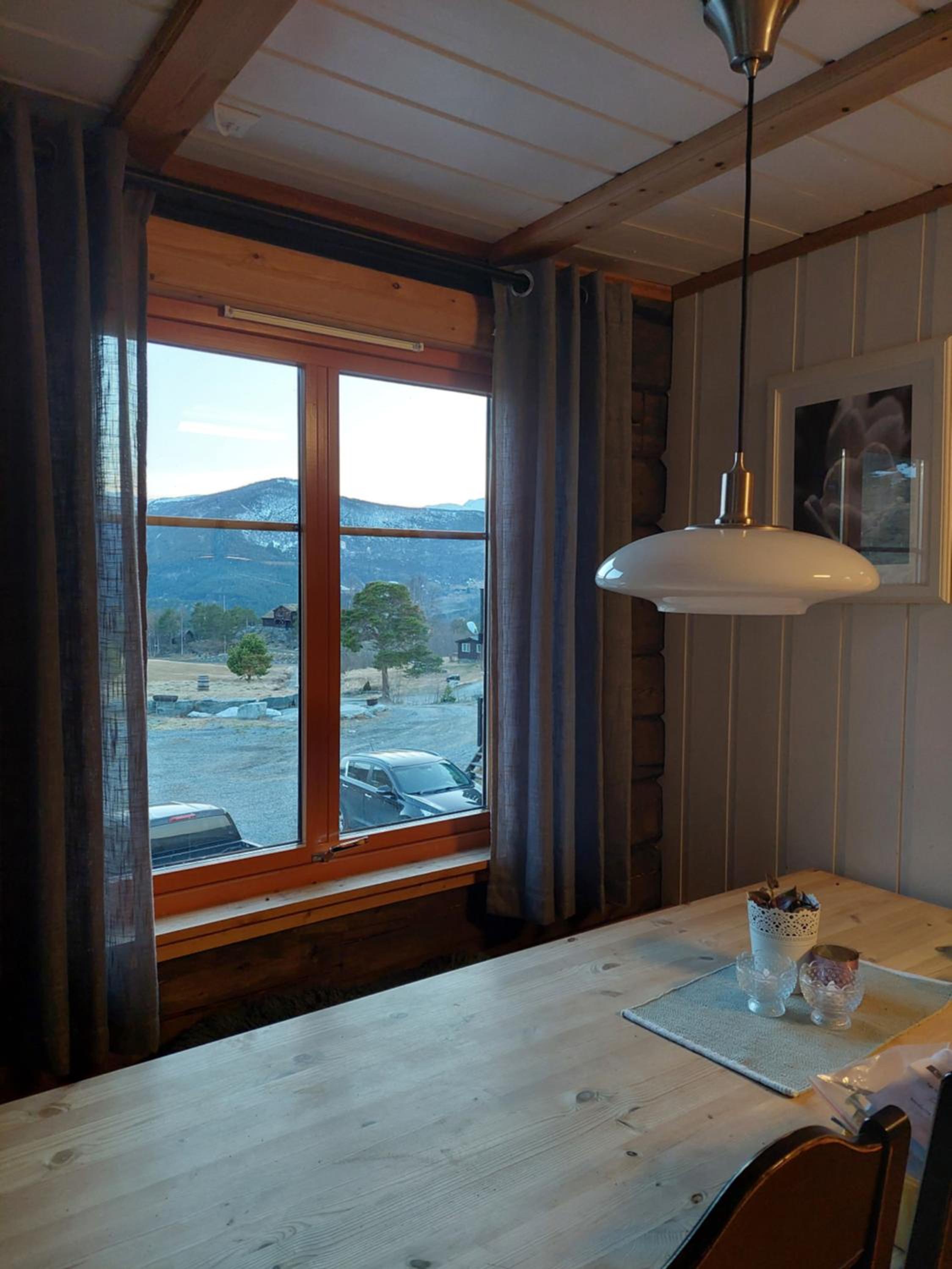 Apartment with Mountain View photo 2