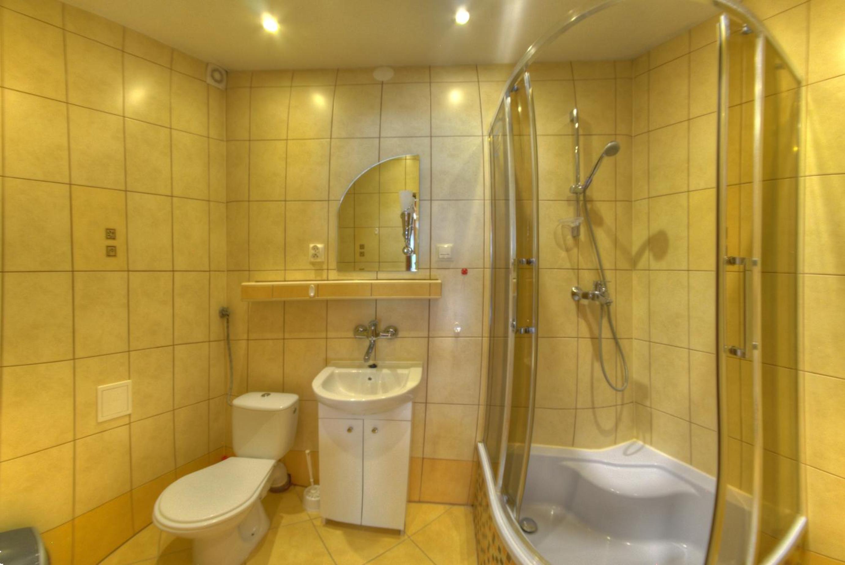 Family Room with Bathroom - Photo 4