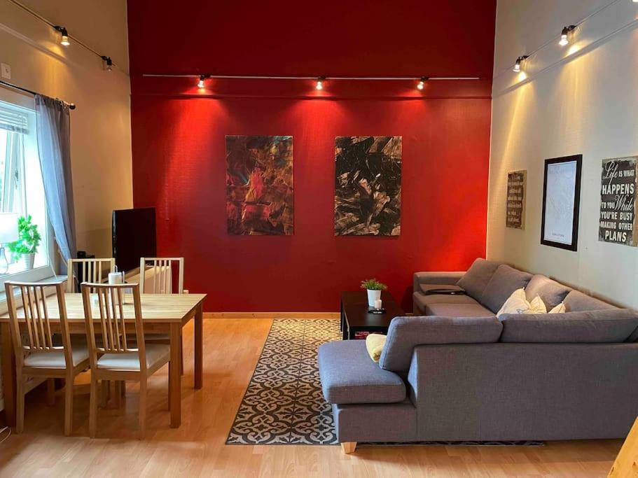 One-Bedroom House photo 3