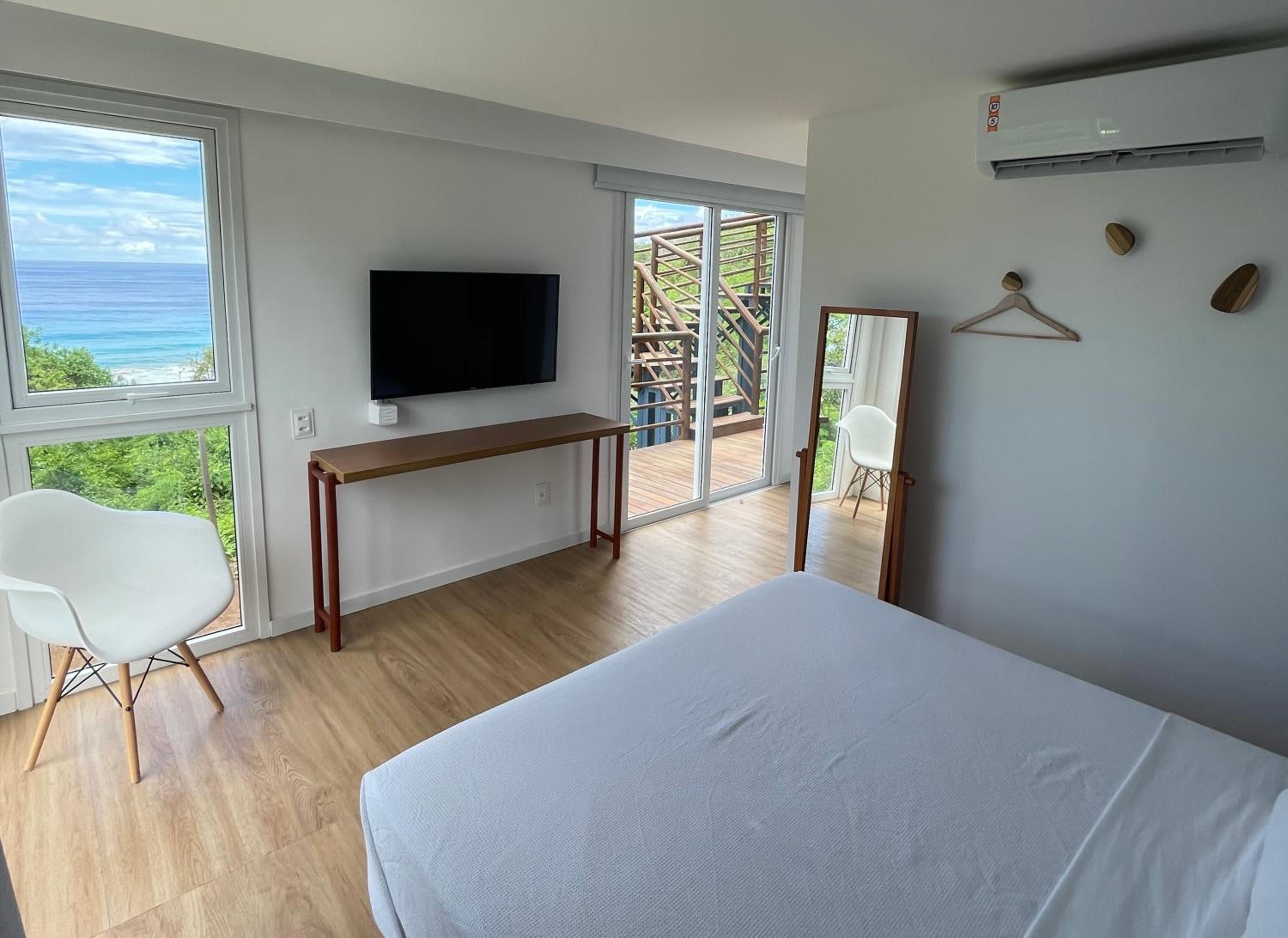 Queen Suite with Sea View photo 1