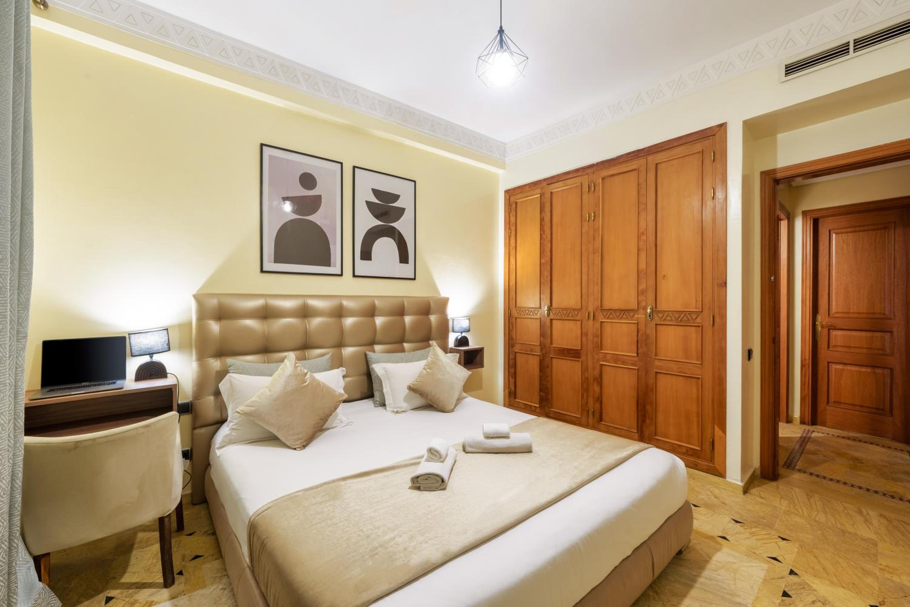 One-Bedroom Apartment - Photo 10