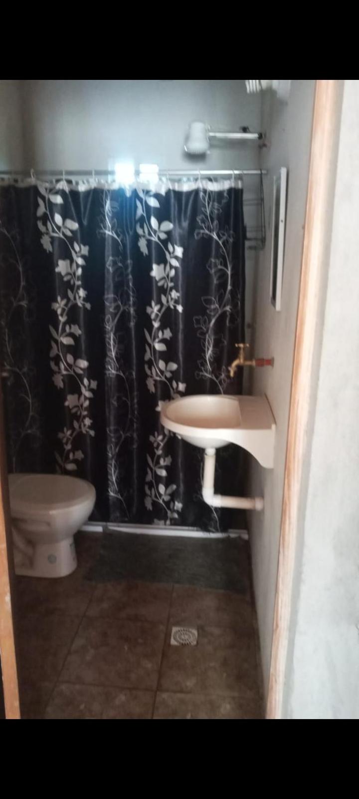 One-Bedroom House photo 3