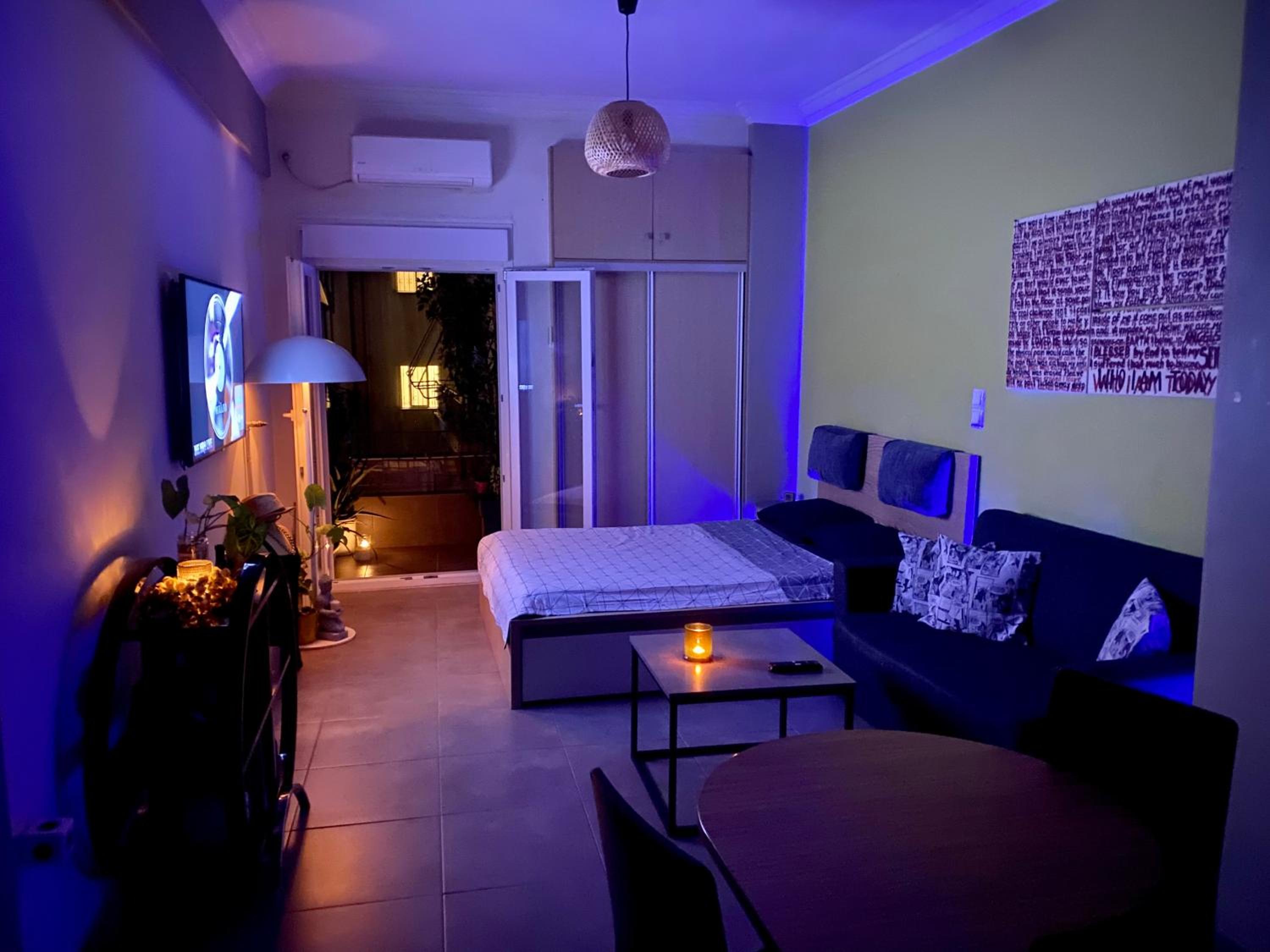 One-Bedroom Apartment