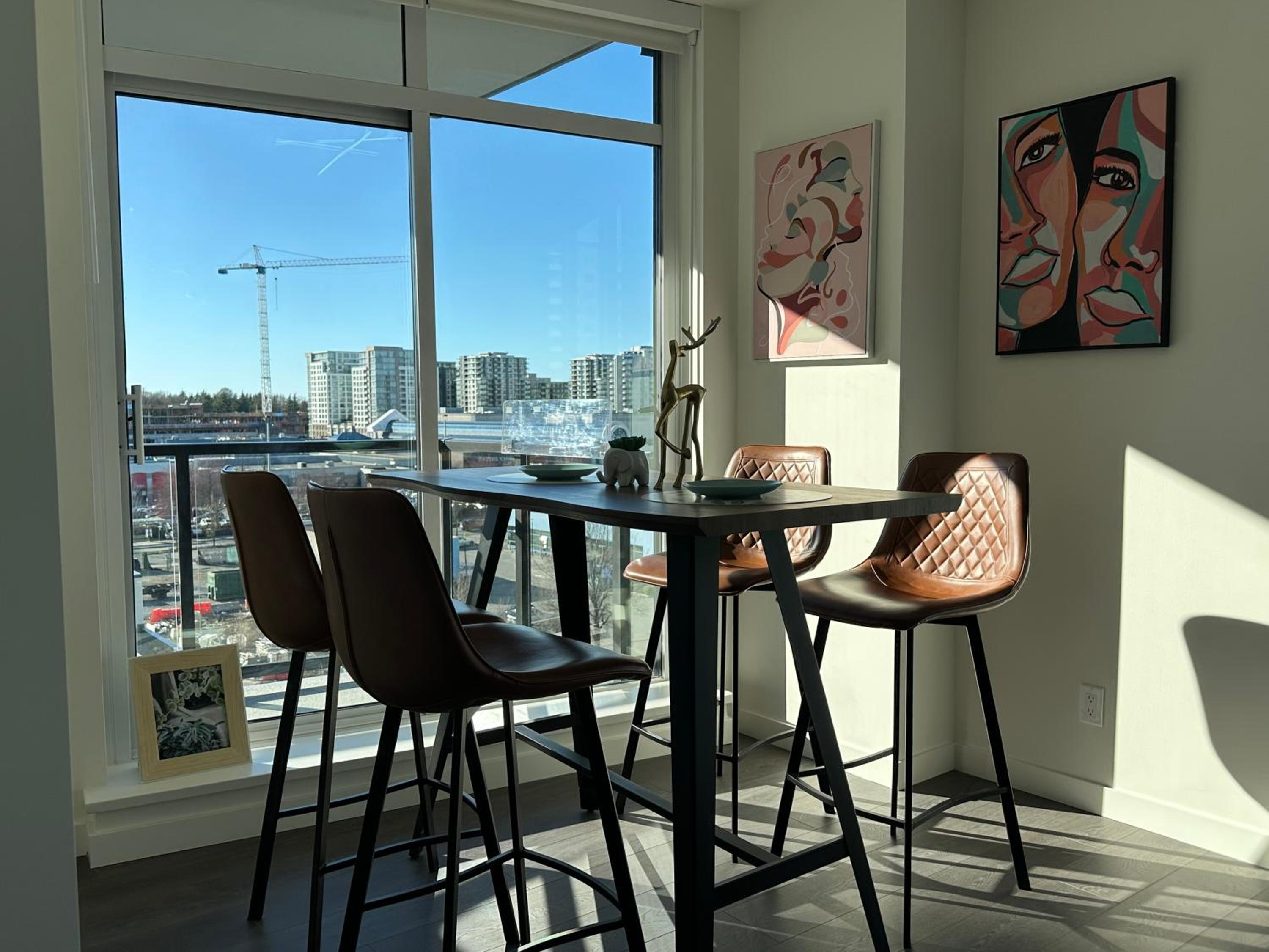 Apartment with Mountain View photo 3