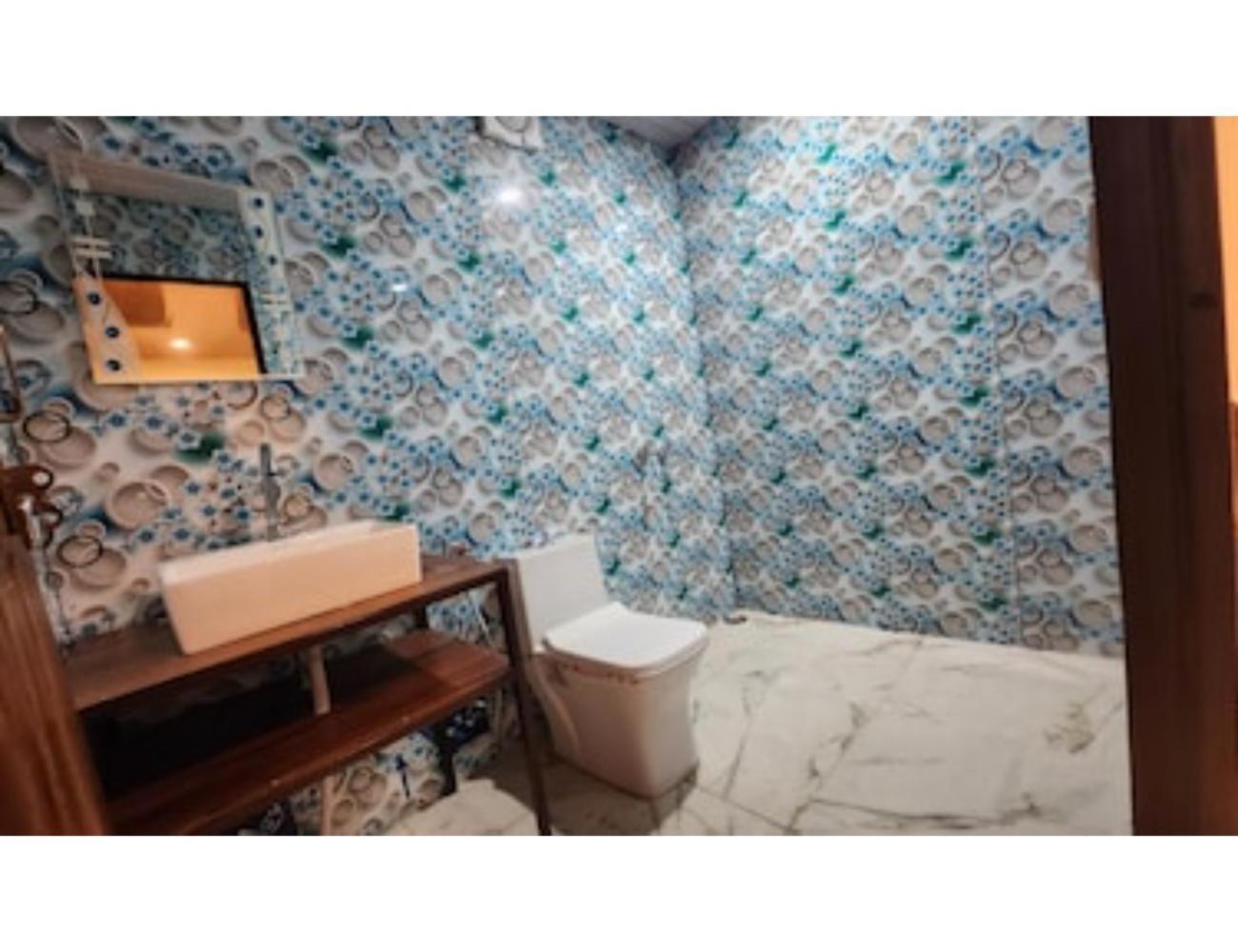 Deluxe Room - Photo 8