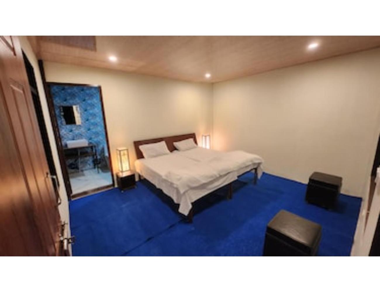 Deluxe Room - Photo 3
