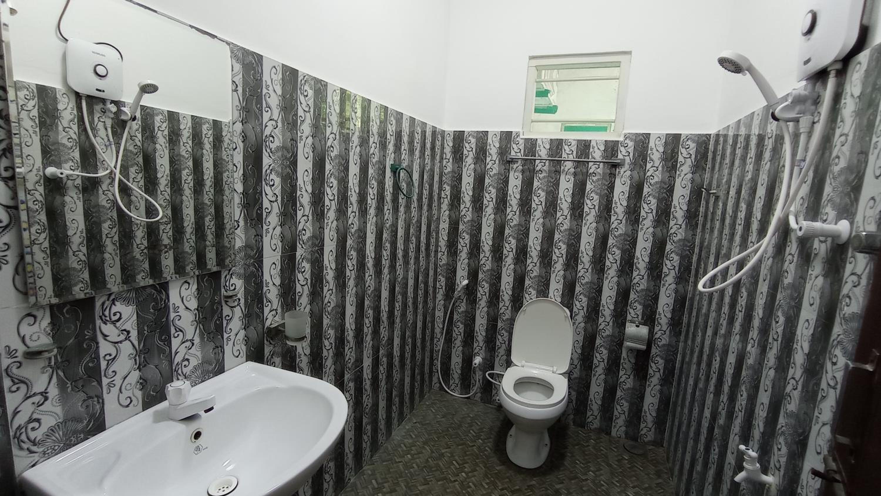 Deluxe Suite with Garden View
