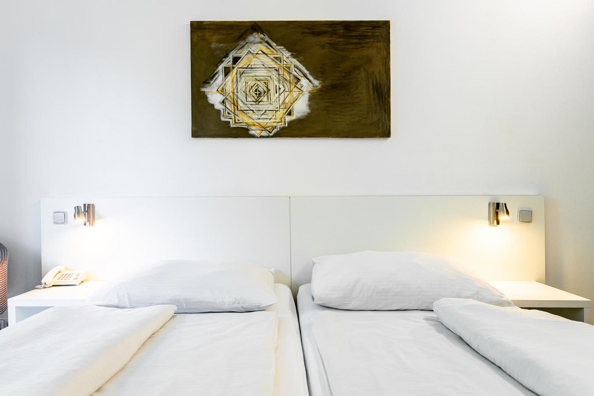 Superior Double or Twin Room - Photo 4
