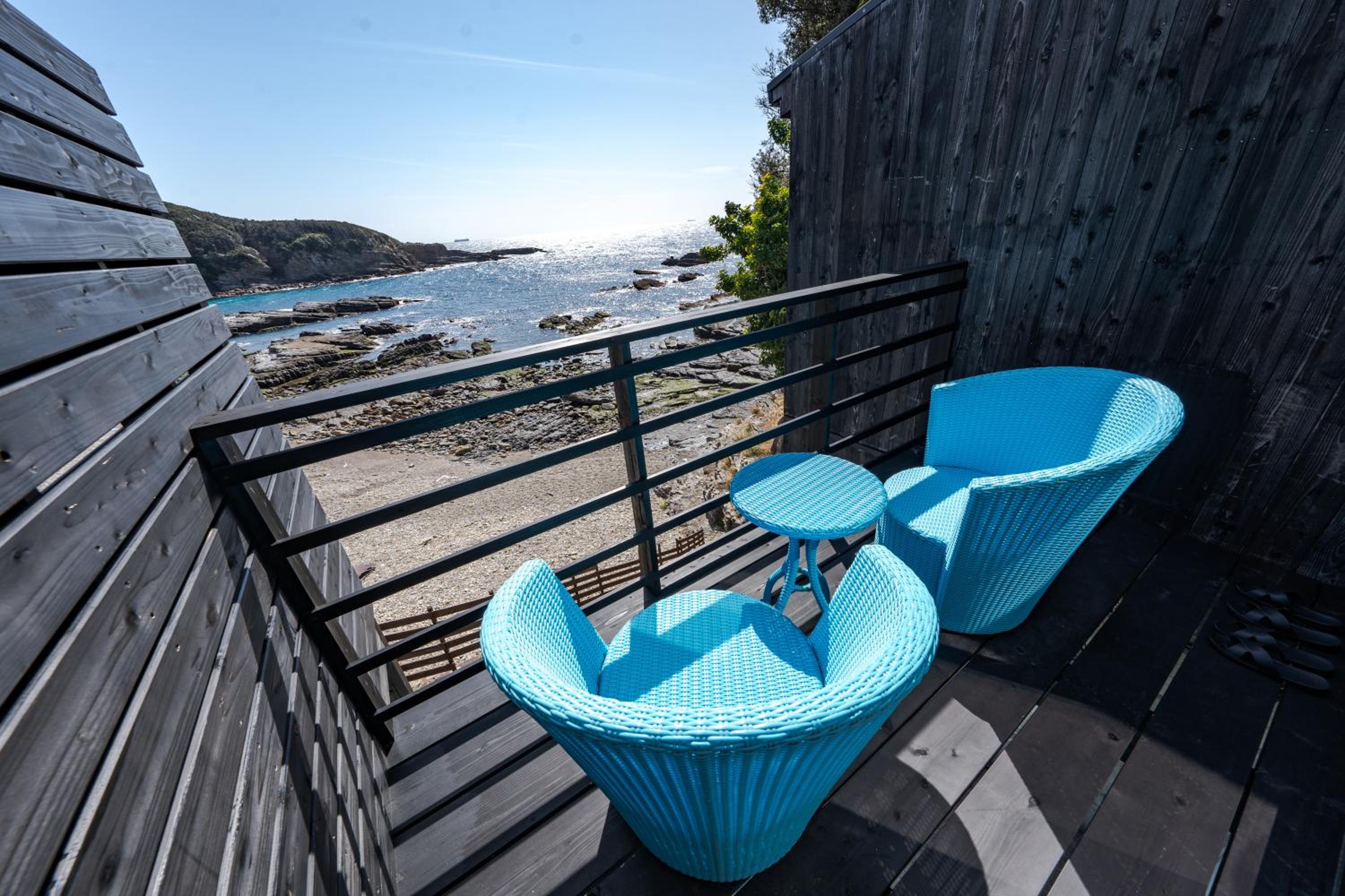 Deluxe Suite with Sea View photo 3