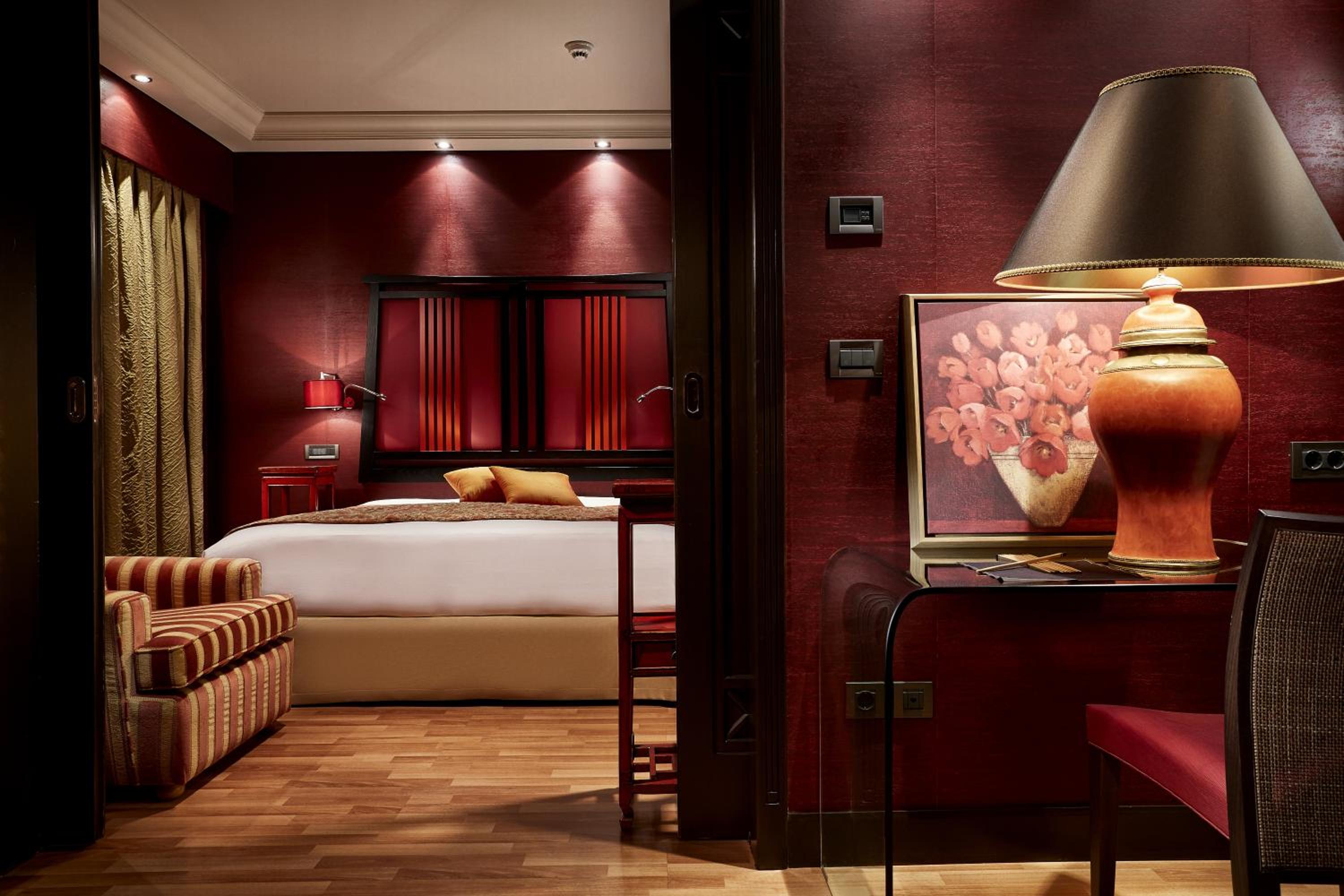 Executive Park Suite - Photo 7