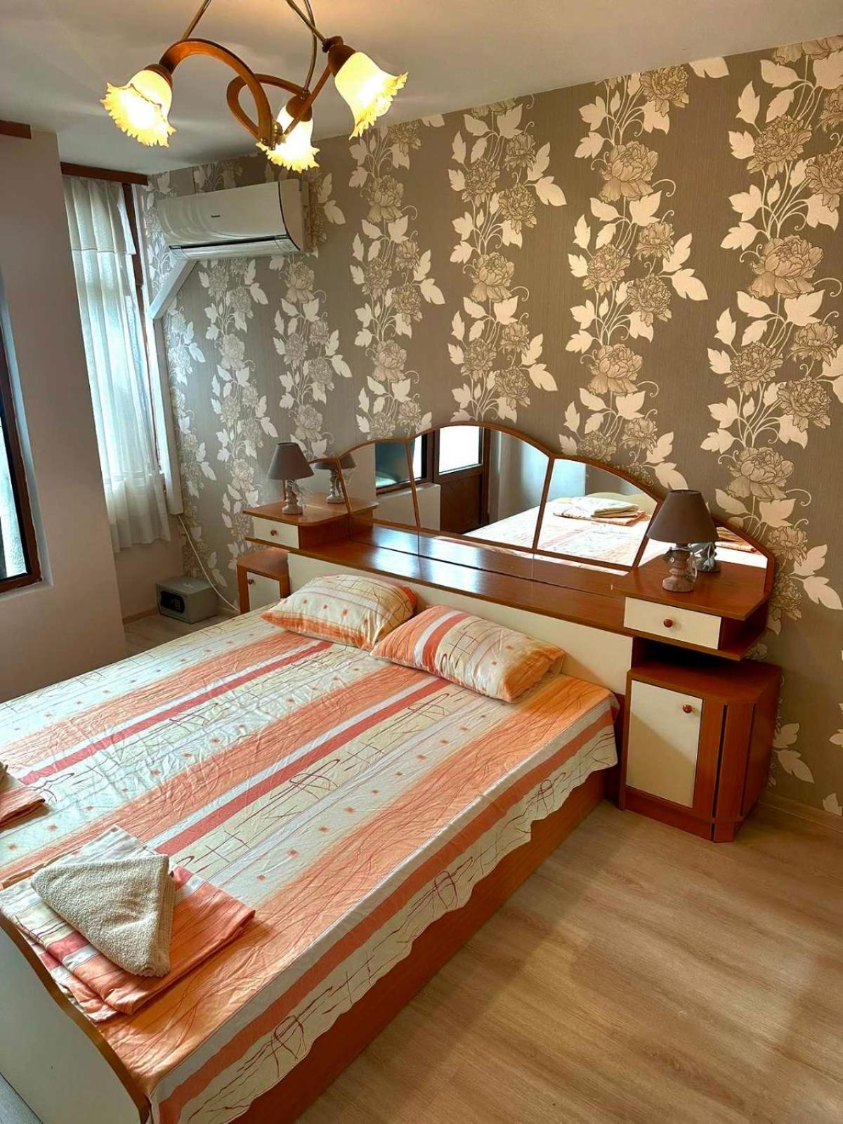 Two-Bedroom Apartment - Photo 15