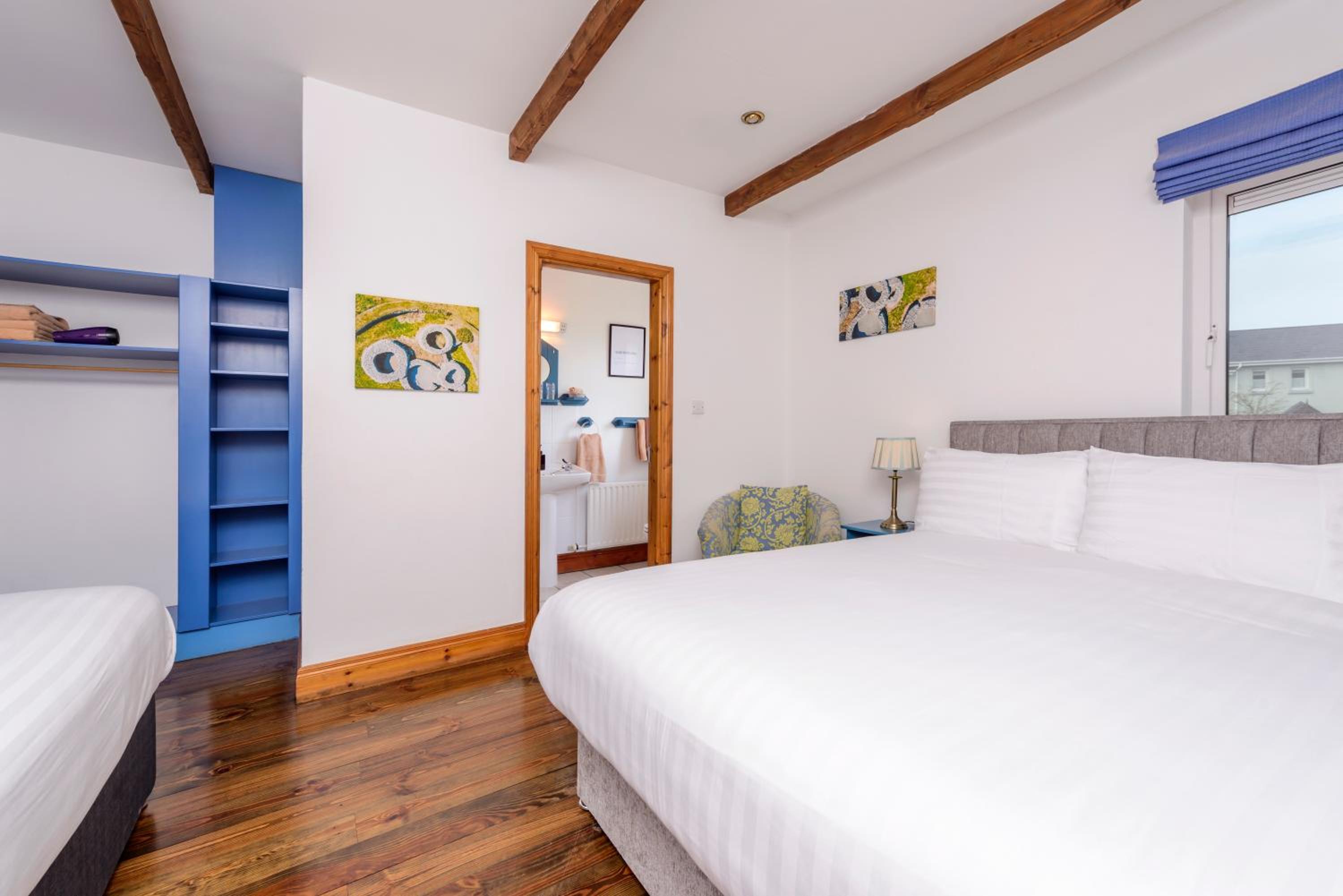 Double Room with Private Bathroom - Photo 1