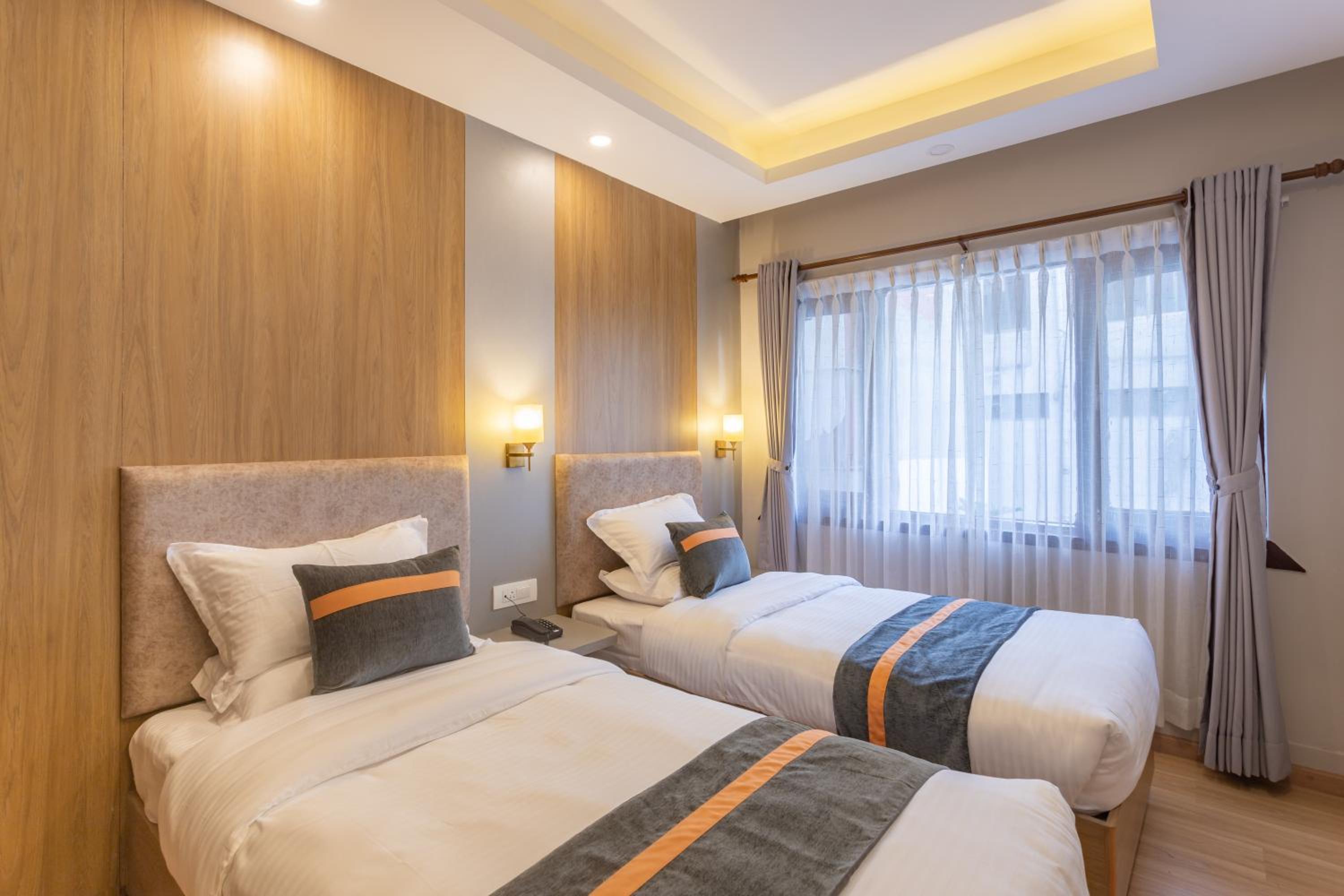 Deluxe Double or Twin Room photo 3