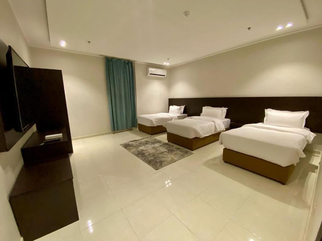 Two-Bedroom Apartment photo 2