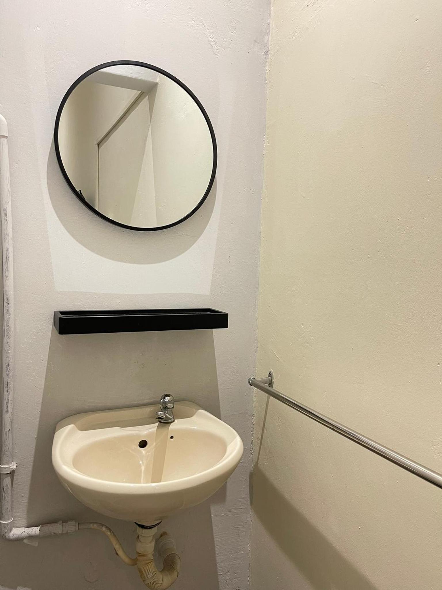 Double Room with Private Bathroom photo 3