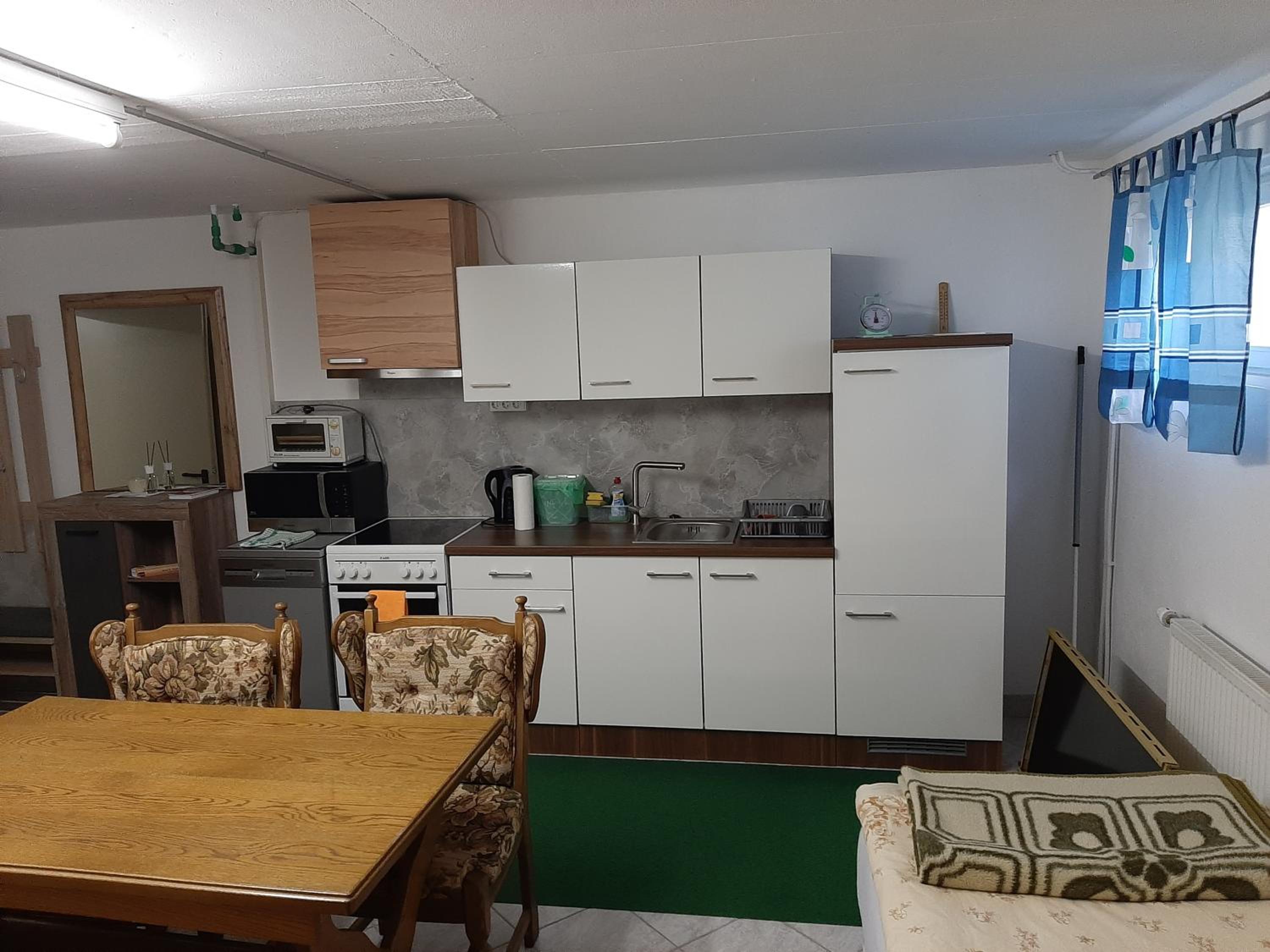 Apartment photo 2