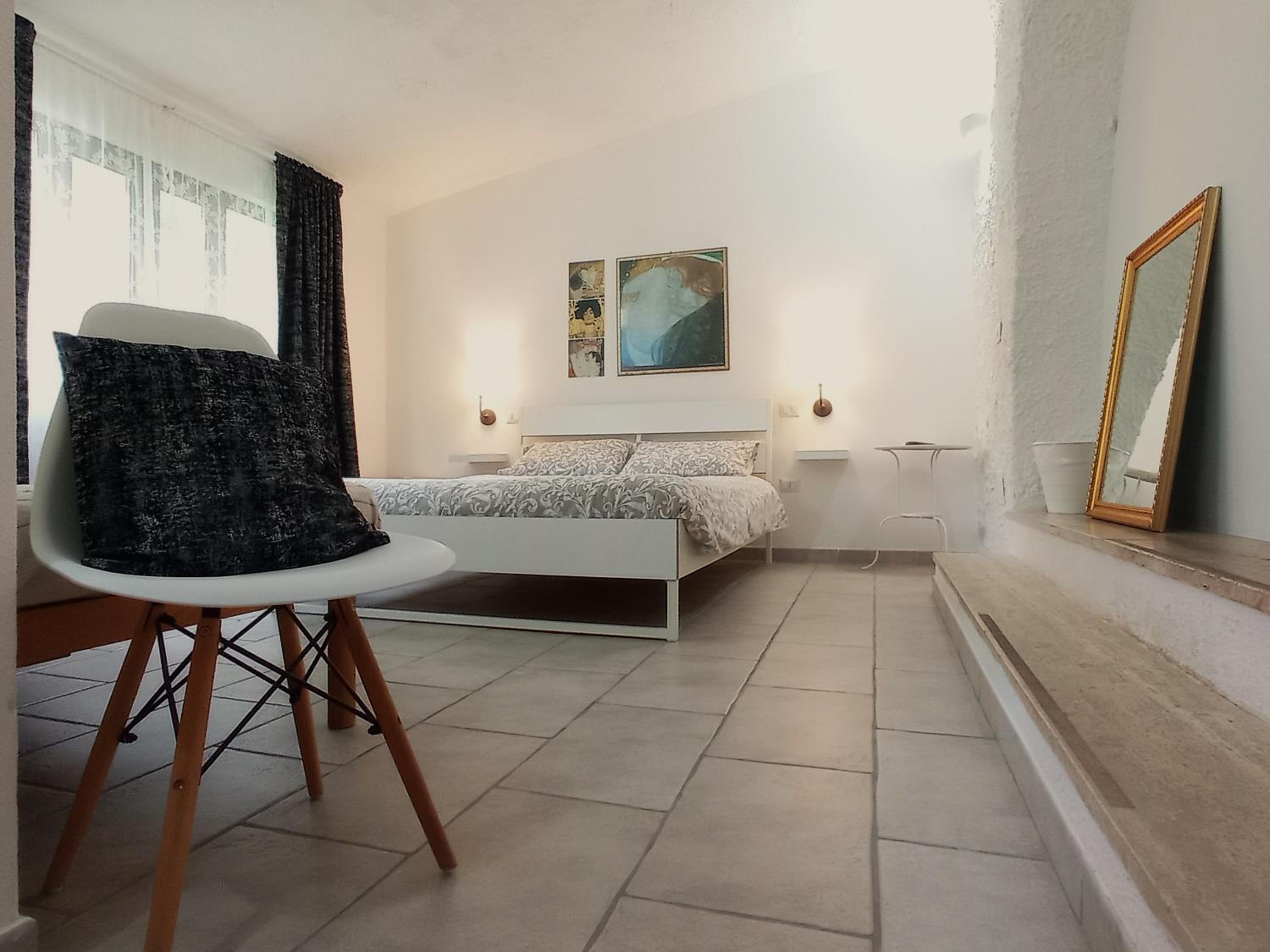 Standard Triple Room - Photo 11