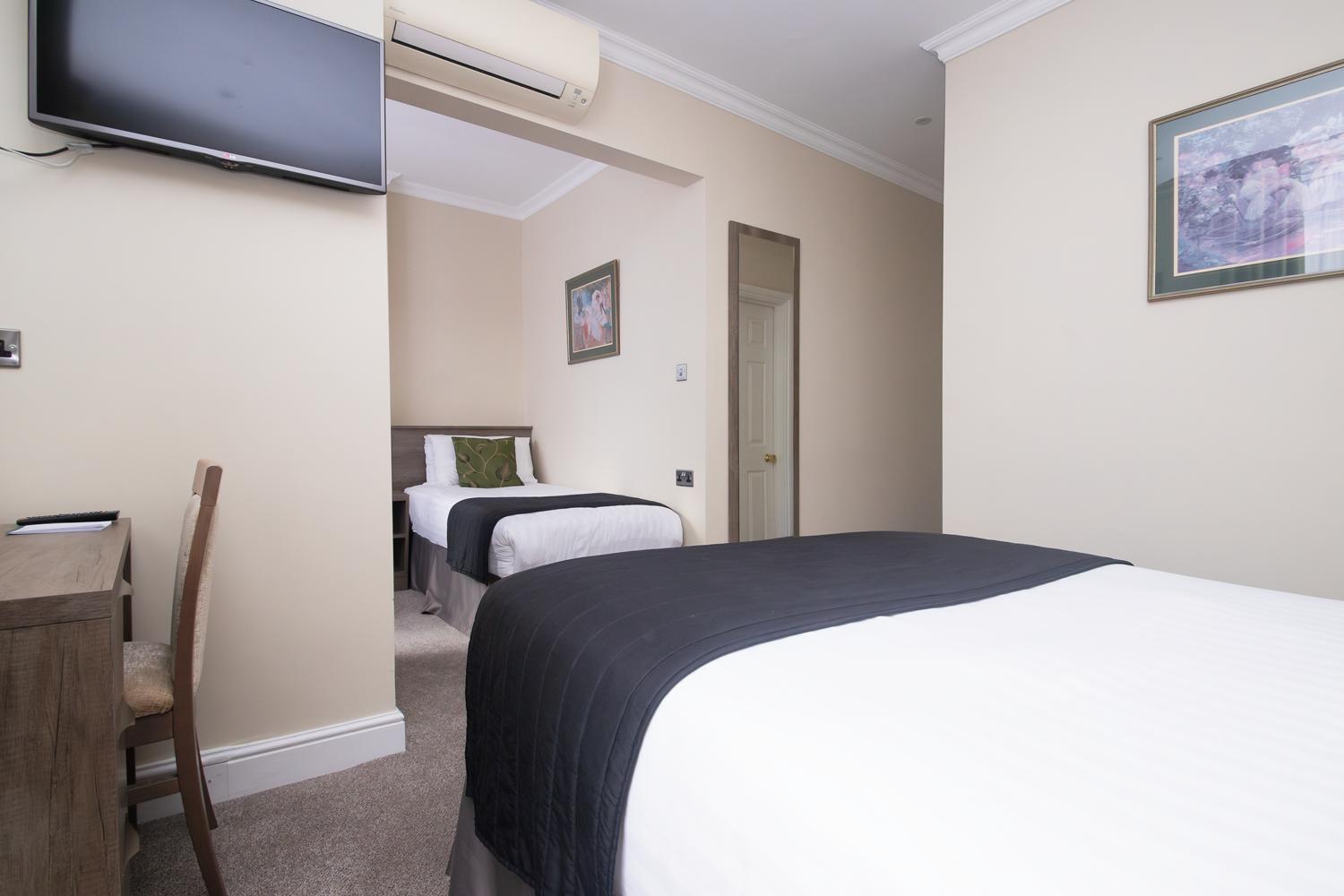 Triple Room photo 1