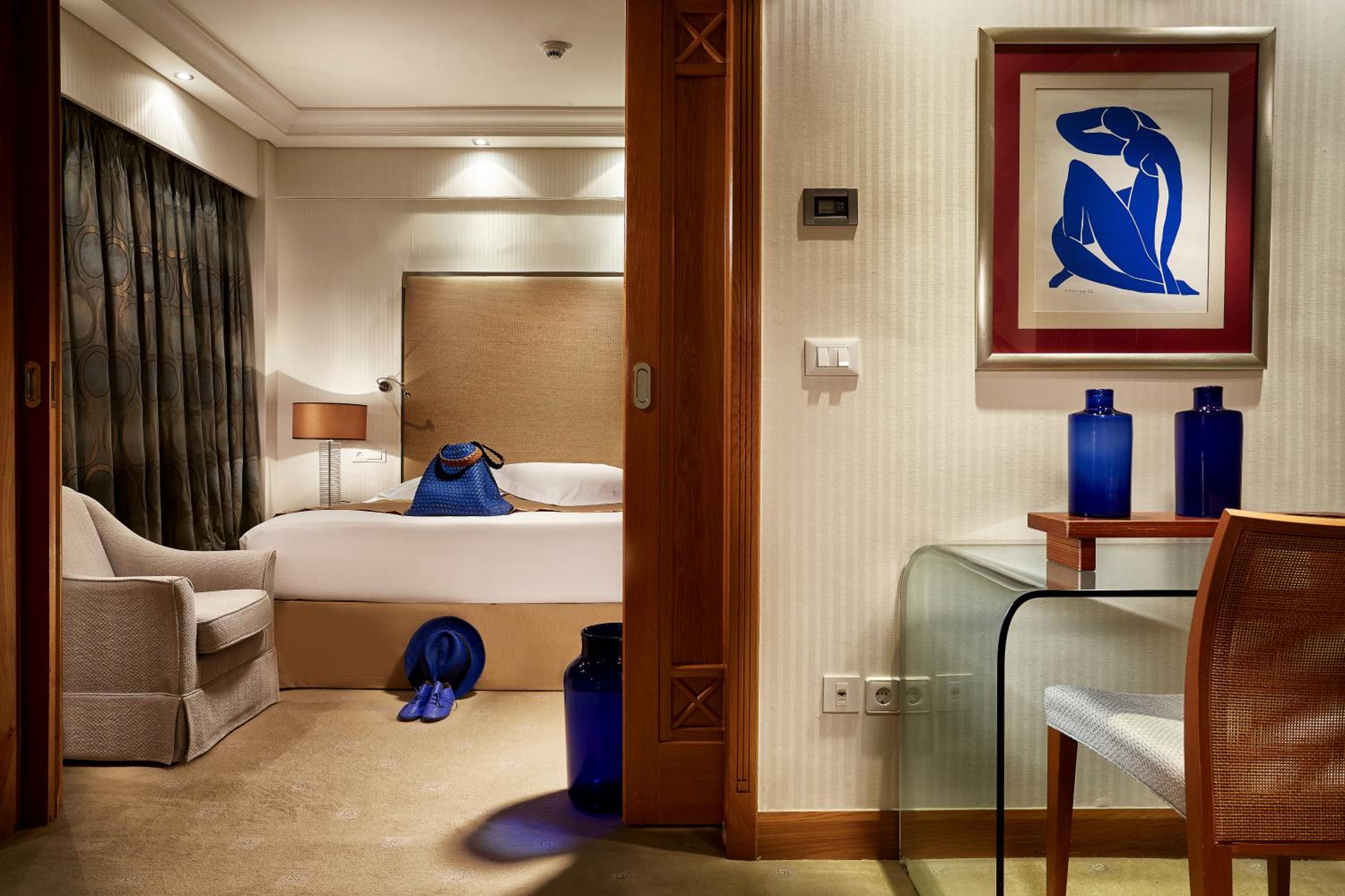 Executive Park Suite - Photo 1