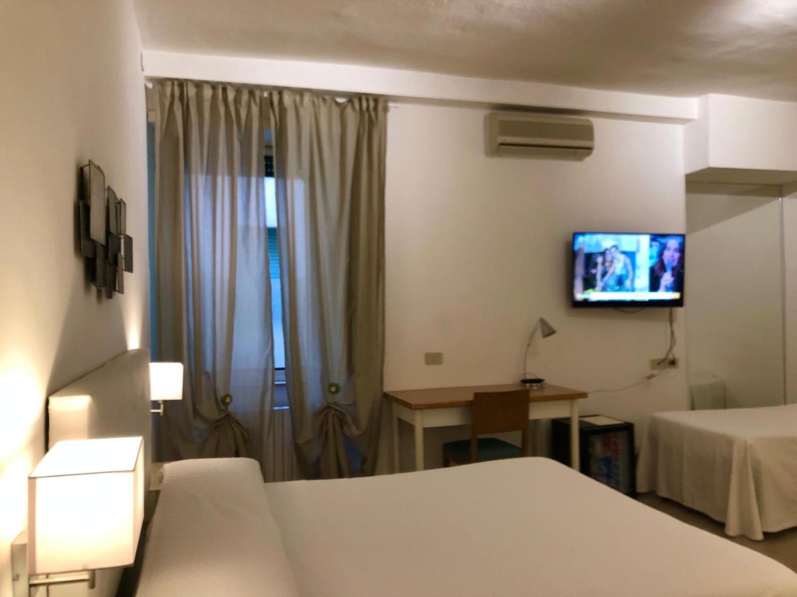 Standard Triple Room - Photo 5