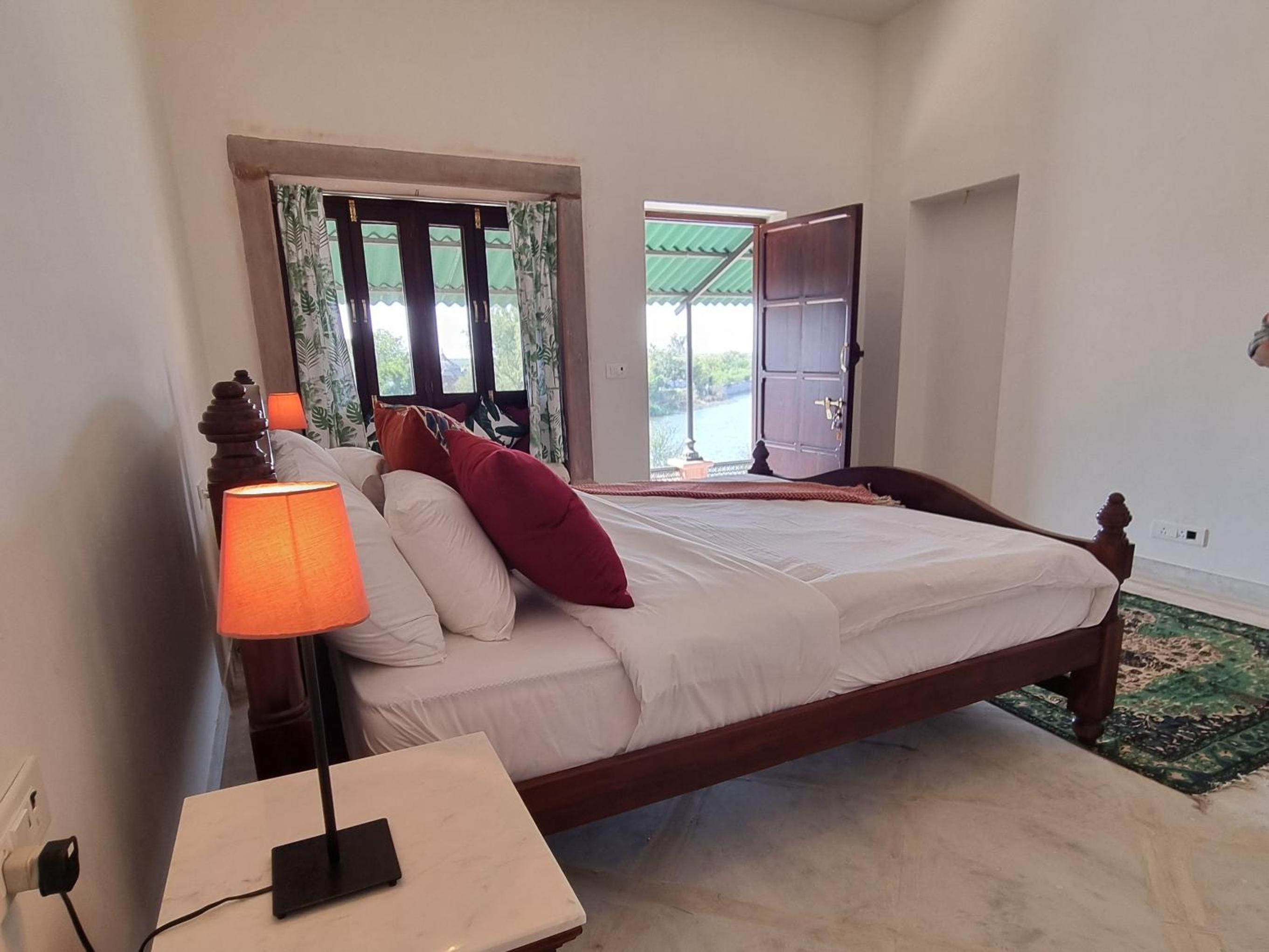 Double Room With Lake View