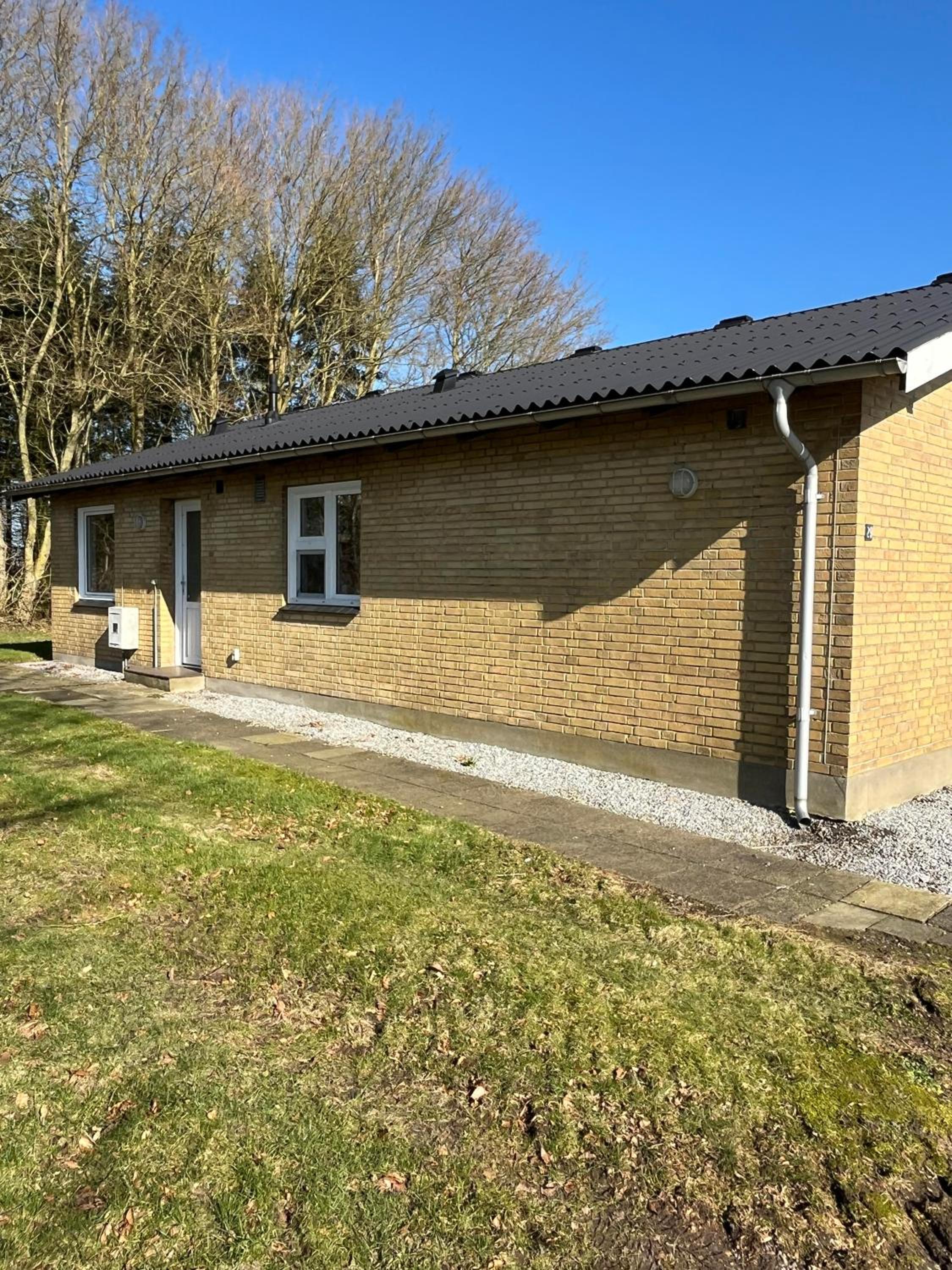 Three-Bedroom House photo 2