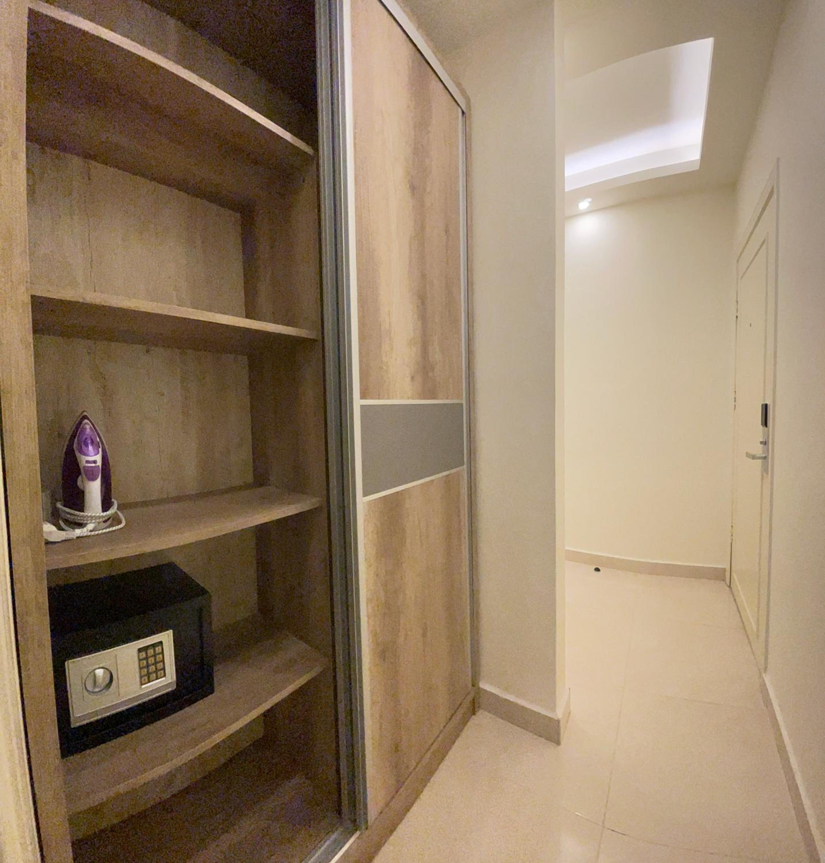 Standard Triple Room - Photo 12