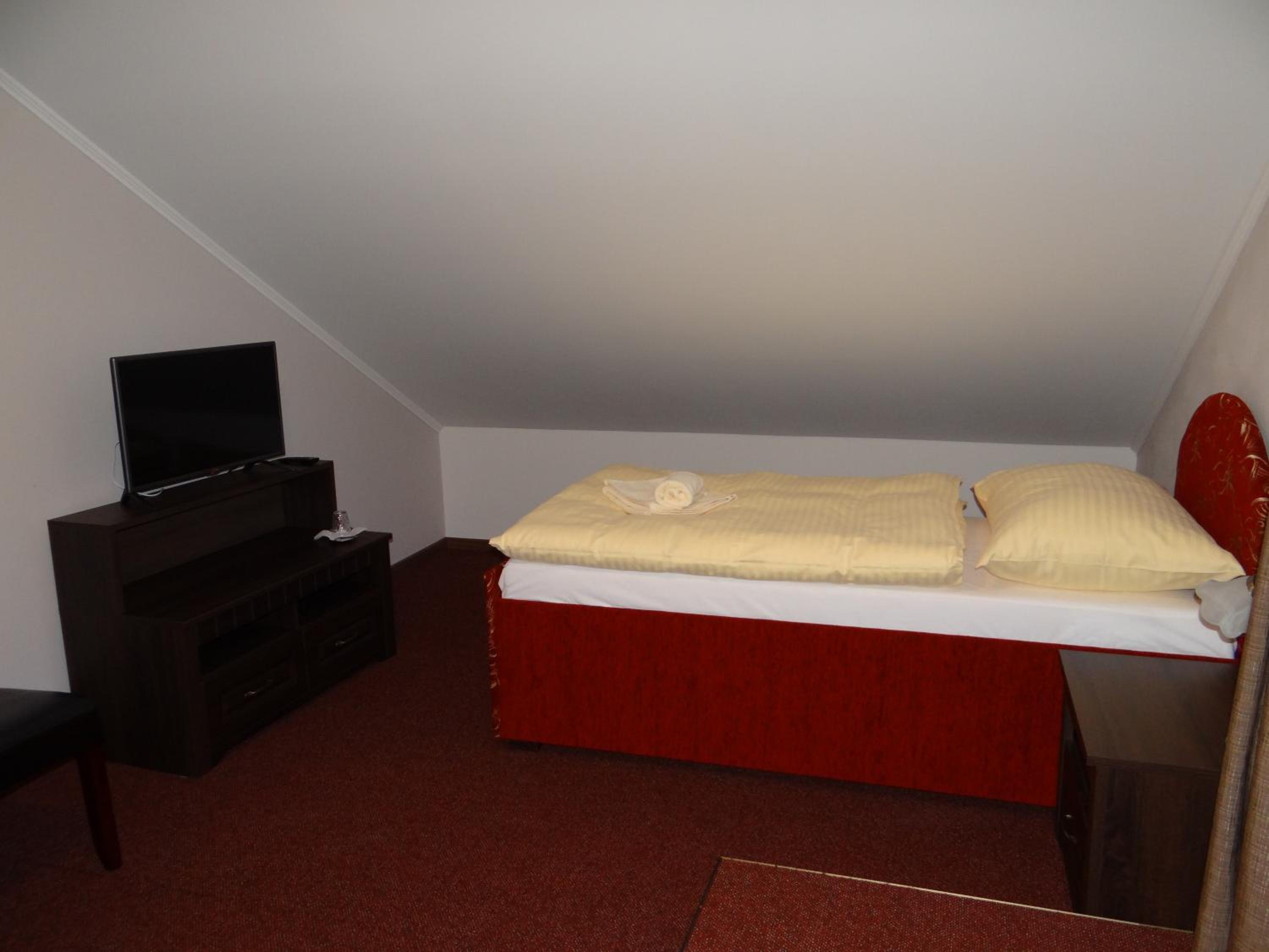 Single Room photo 3