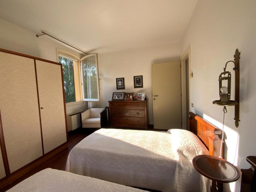 Family Room with Private Bathroom photo 3
