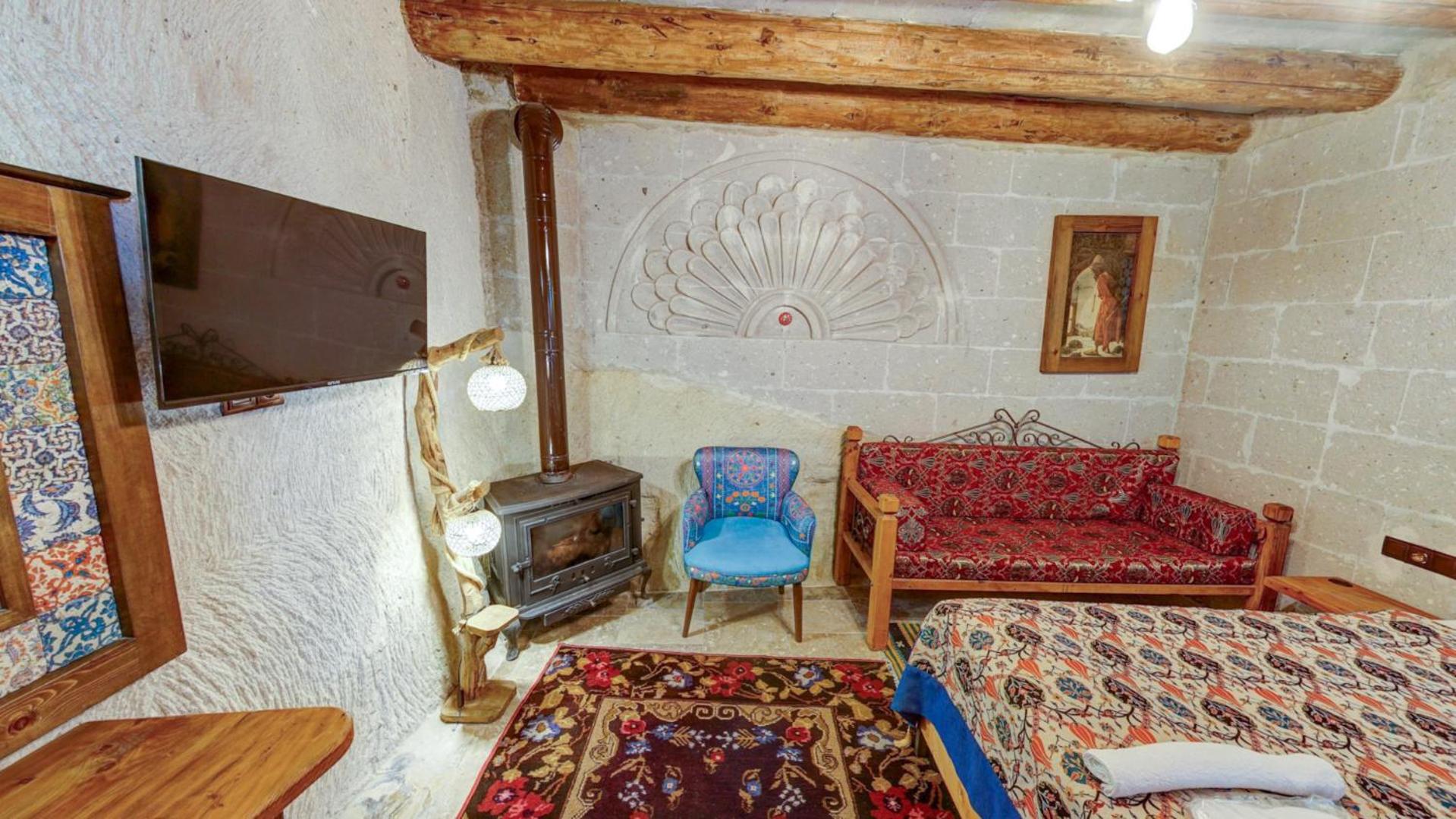Deluxe Queen Room photo 3