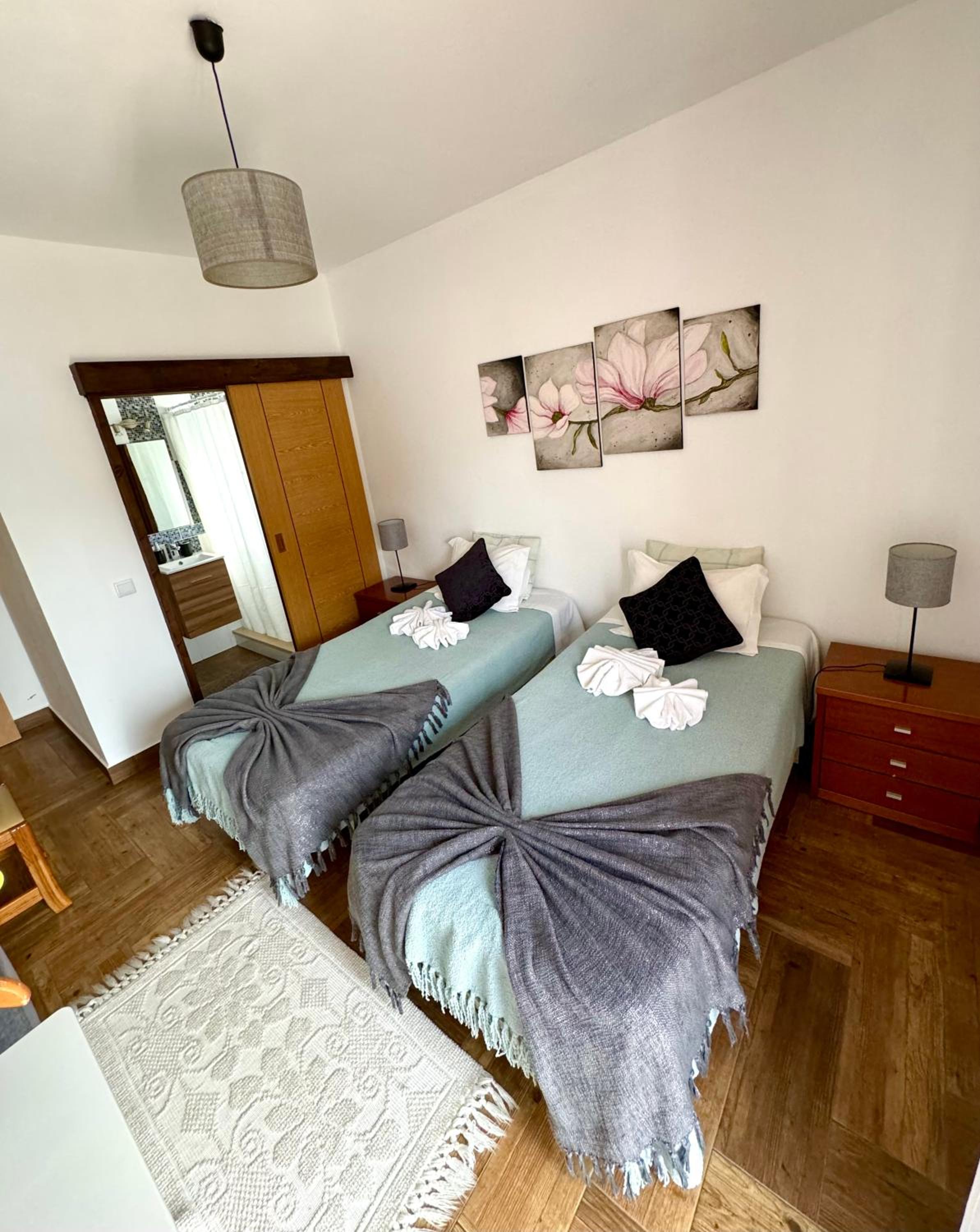 Twin Room - Photo 1